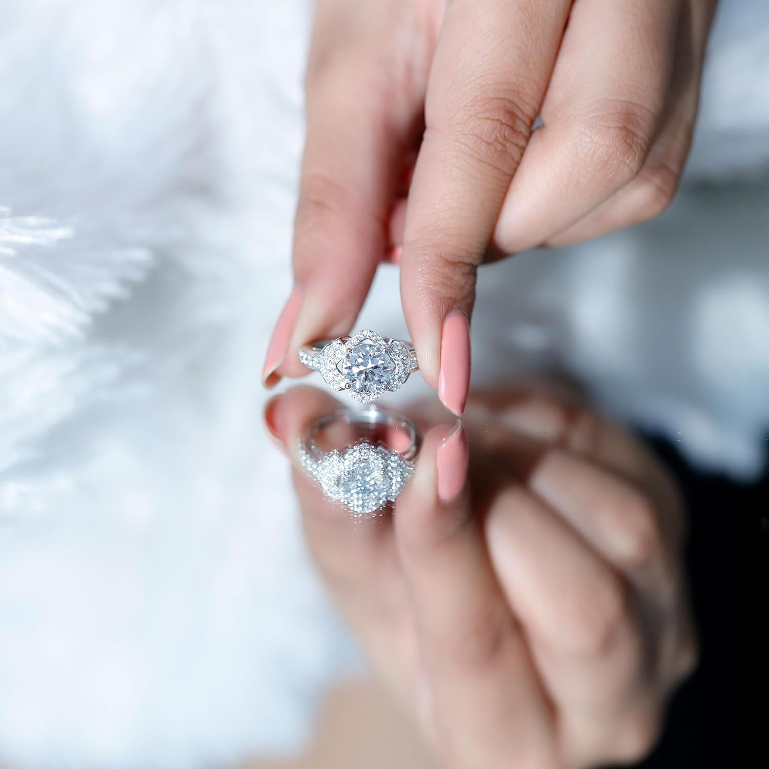 Certified 2 Carat Moissanite Vintage Engagement Ring in Silver, D-Vs1 Quality, Moissanite Statement Ring (Ideal For Gift)