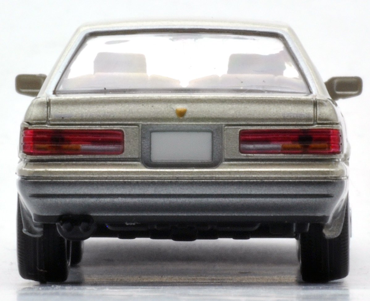 トミカリミテッドヴィンテージ ローレルターボクラブS レパードアルティマターボ LV-N119c レパード 3.0アルティマターボ （黒/銀） | 製品を