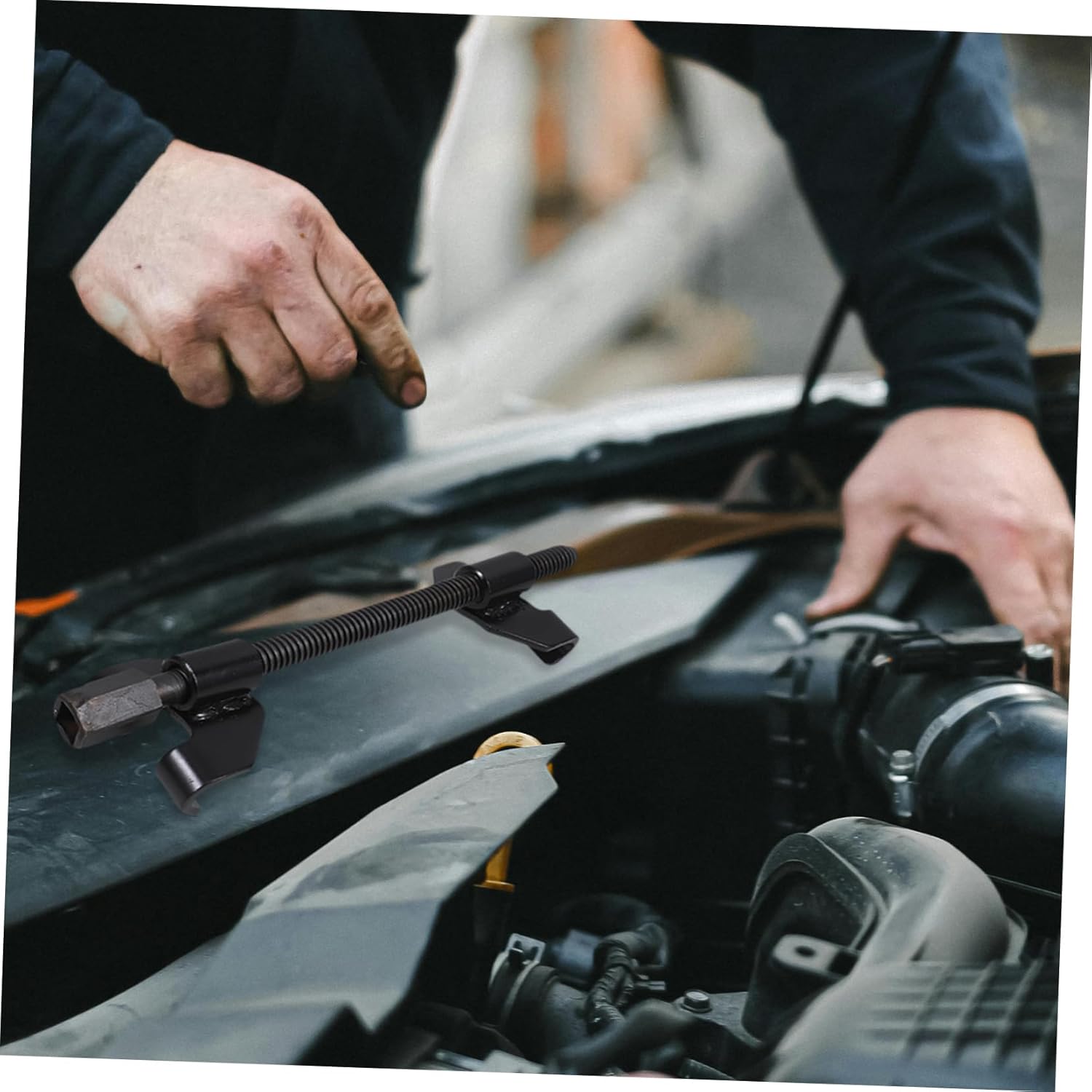 Coil Spring Compressor Tool for Automotive Use Design Easy for Quick Removal Installation of Coil Springs Compact Portable for Mechanics