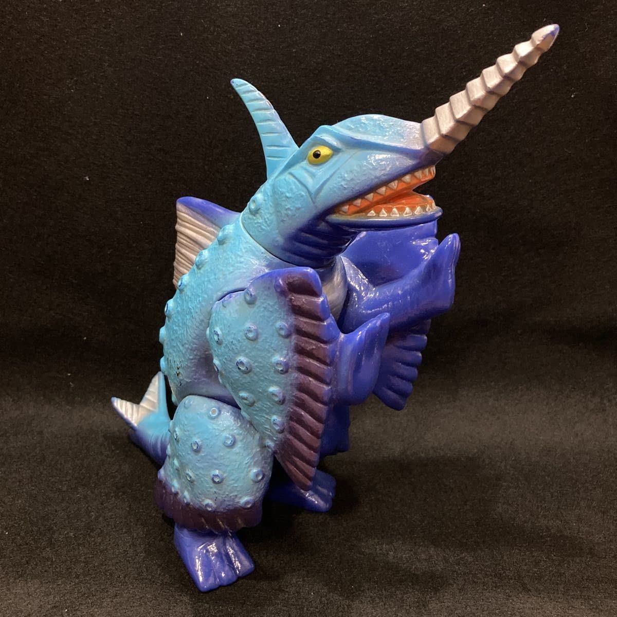 Amazon.co.jp: マーミット サメクジラ ソフビ 検 ブルマァク マルサン