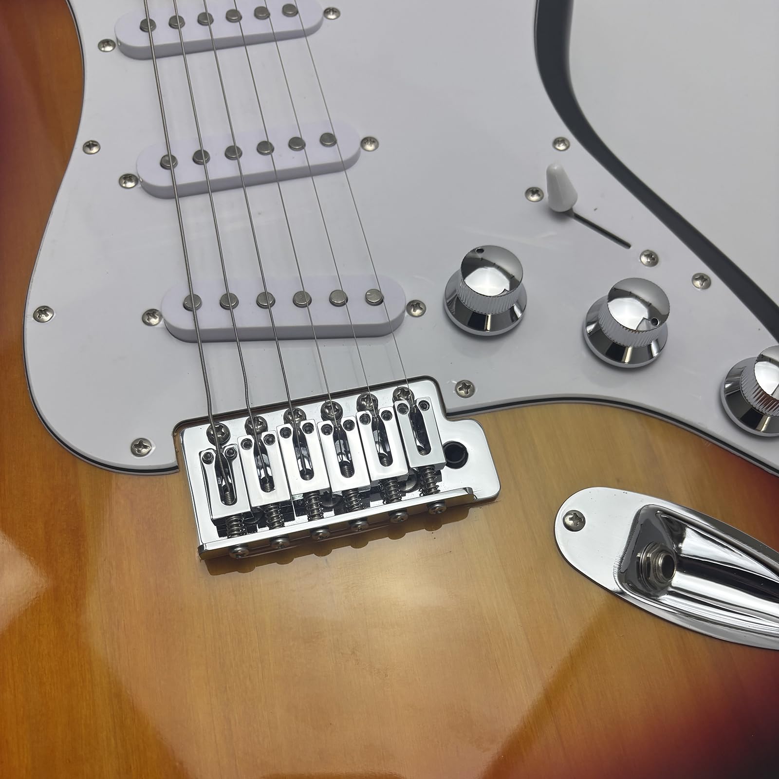 Puente de guitarra eléctrica de 10,5 mm, puente de trémolo de 2 puntos con sillín de aleación de zinc, placa de acero compatible con Stratocaster Start 6 cuerdas de repuesto de guitarra