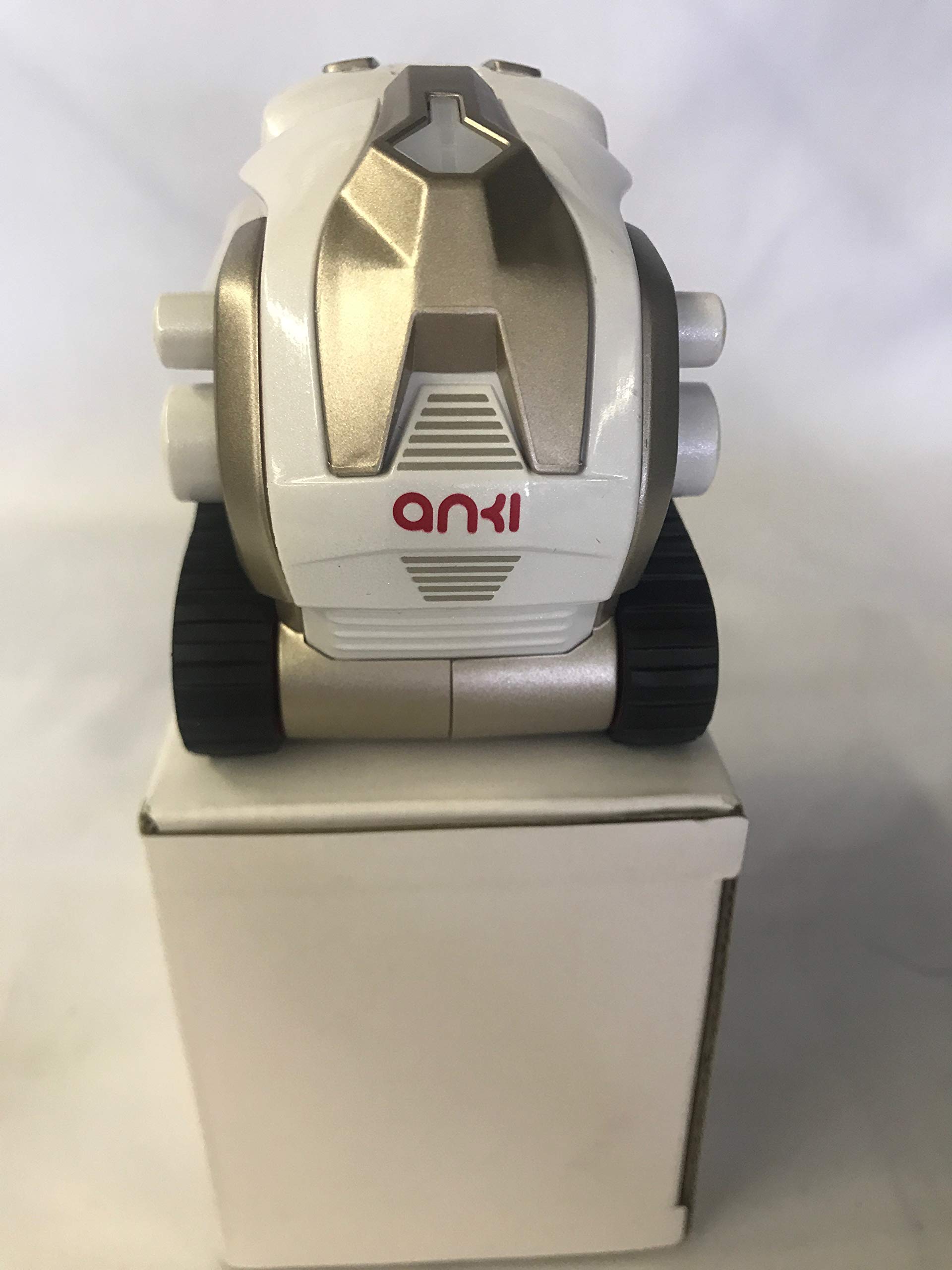 Cozmo プログラミングロボット ホワイト/レッド cozmo.jpg