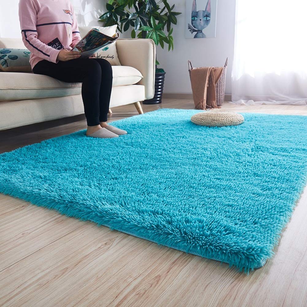 Tapis bleu épais et antidérapant pour éviter le contact du sol froid
