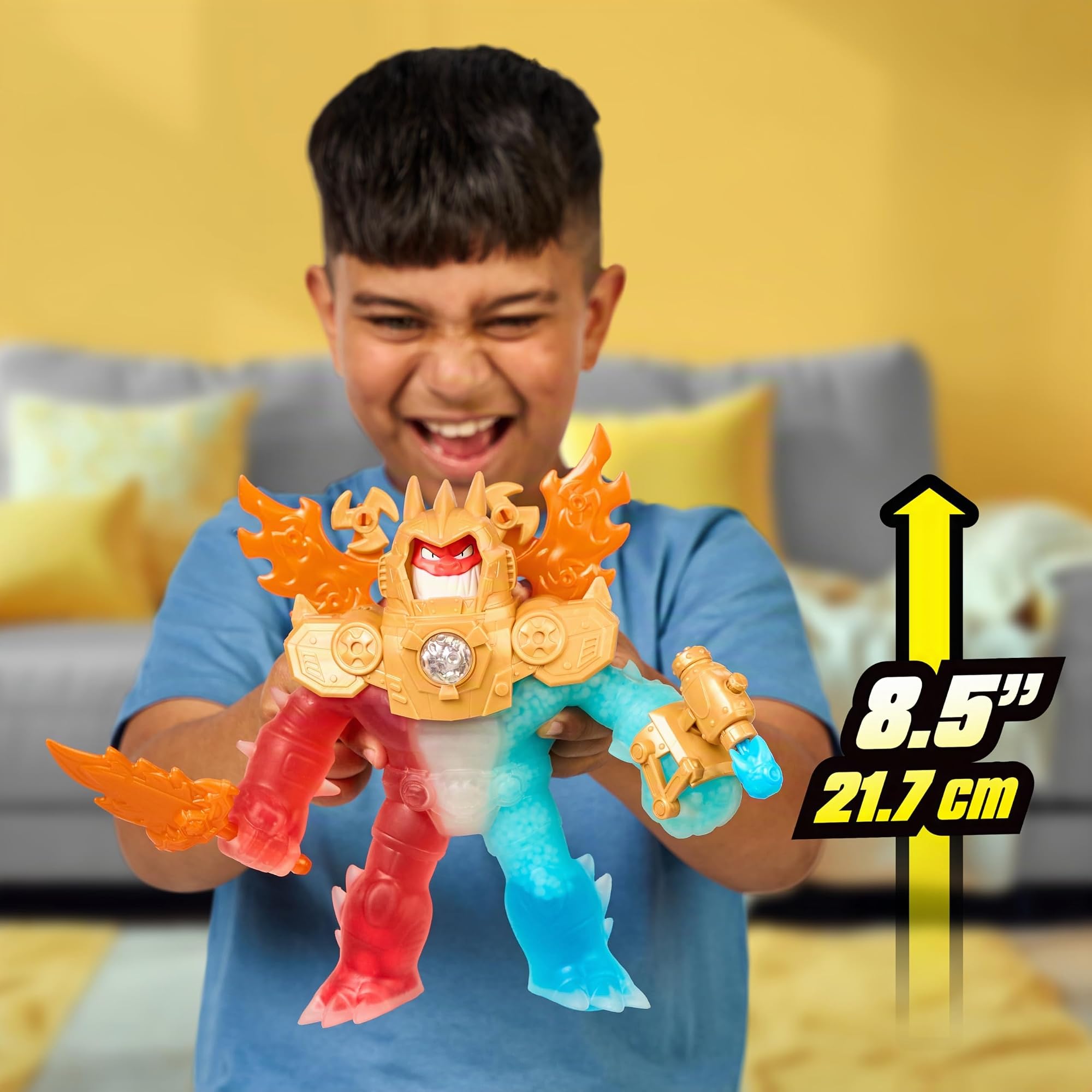 Heroes of GOO JIT Zu GOO-Tron Supreme kombiniert die Kraft von Blazagon, Pantaro und Thrash in 1 Ultimate Hero.
