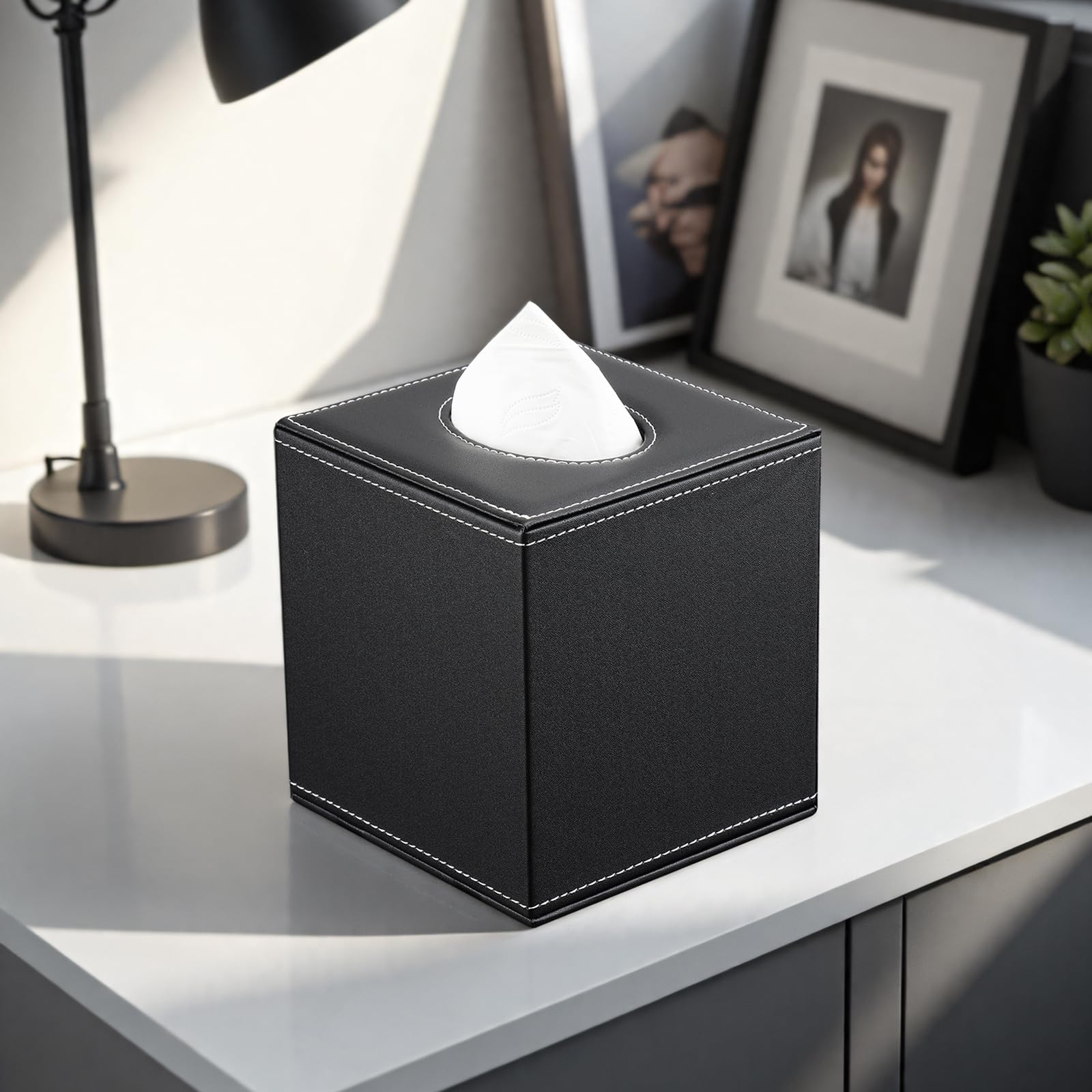 KINGFOM Soporte cuadrado de cuero para caja de pañuelos (negro)