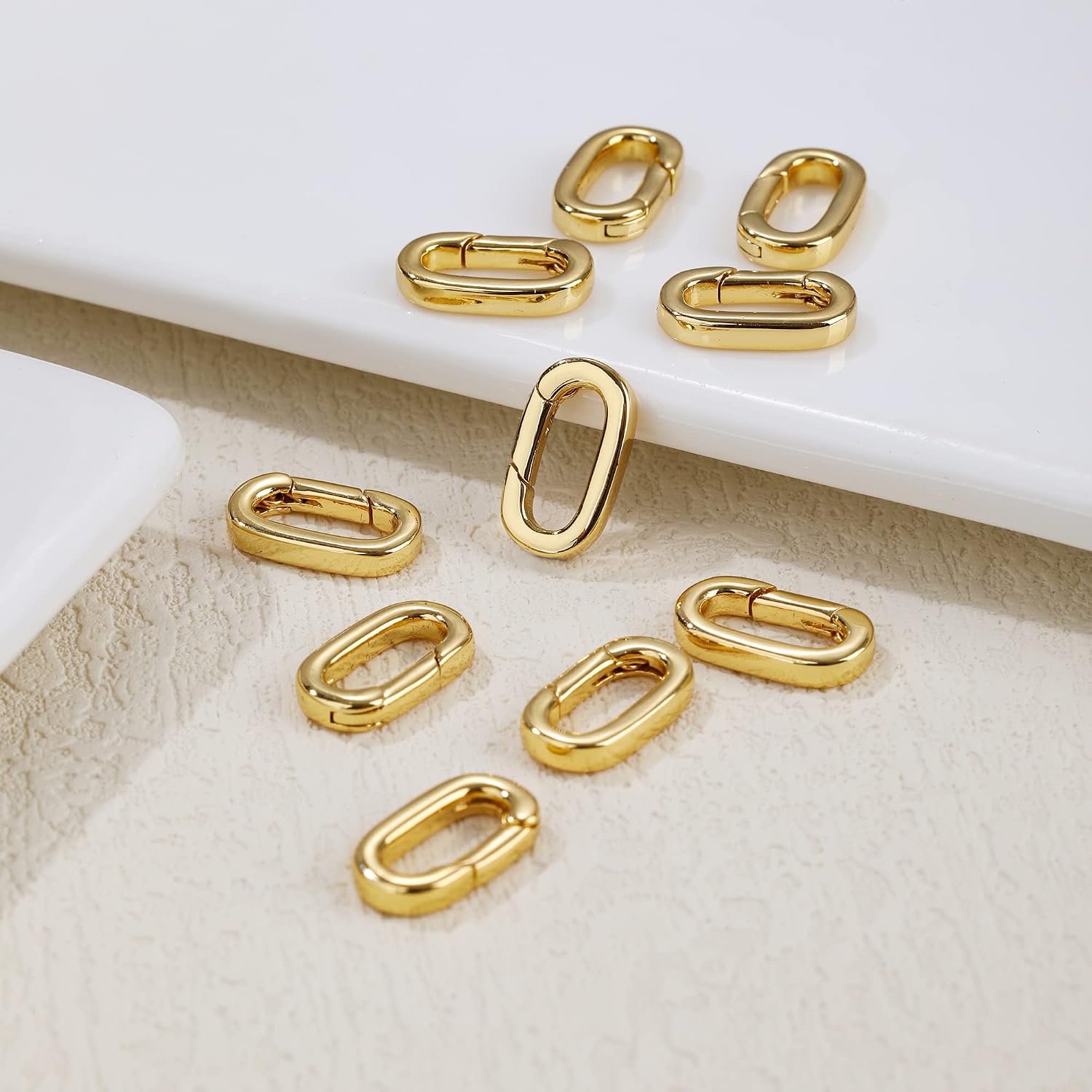 18K Gold Filled Oval Clasp Necklace Connector Spring Clasps Keychain Carabiner Lock Clasps Included for Jewelry Finding Necklace Bracelet Making (14 * 8 * 2MM, Gold)