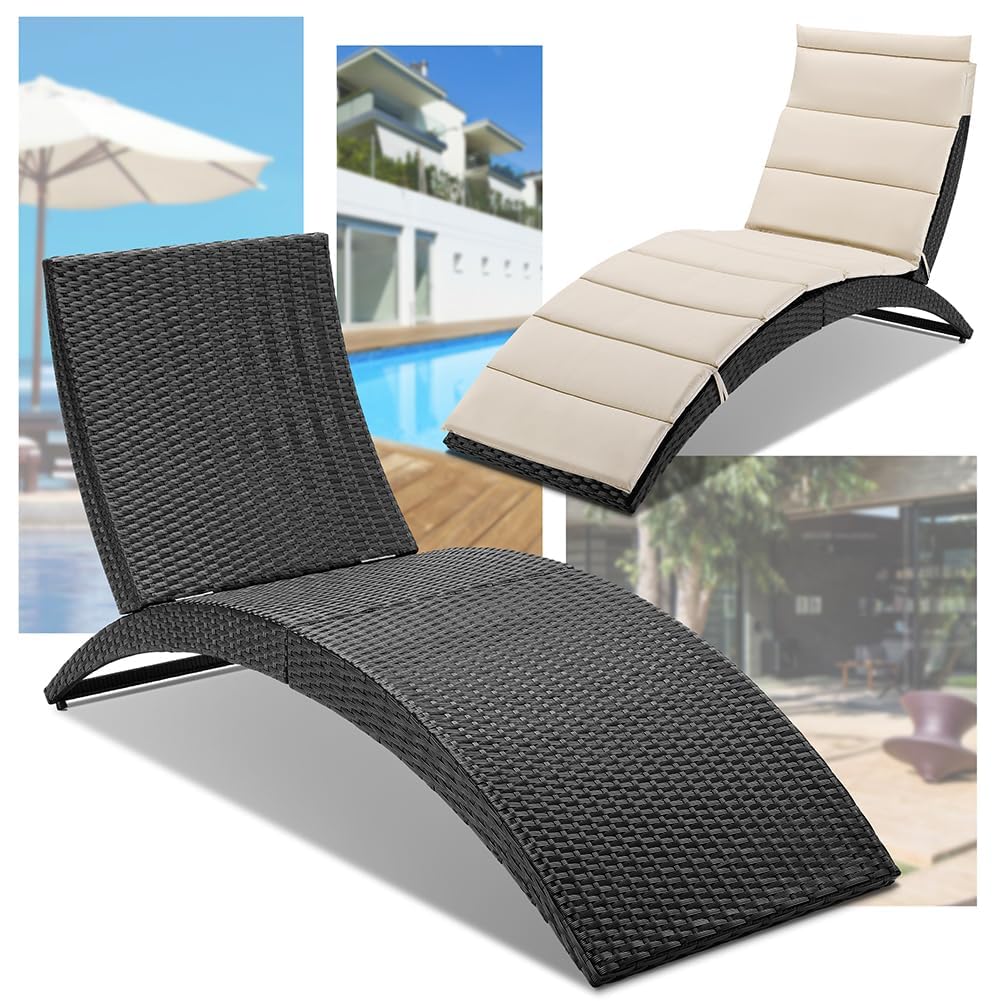 BAKAJI Lettino Sdraio Pieghevole in Rattan con Cuscino Rimovibile con Imbottitura ad Alta Densità, Letto Prendisole Salvaspazio Nero per Esterni, Giardino, Patio, Balcone, Ergonomico e Resistente