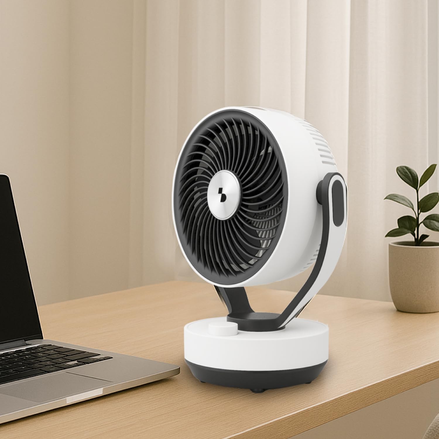 BEPER P206VEN261 Circolatore d’Aria da Tavolo con Diffusore Aromi, Ventilatore Compatto 2 Velocità, Oscillante 60°, Inclinazione 90°, con Porta Oli Essenziali, 50W