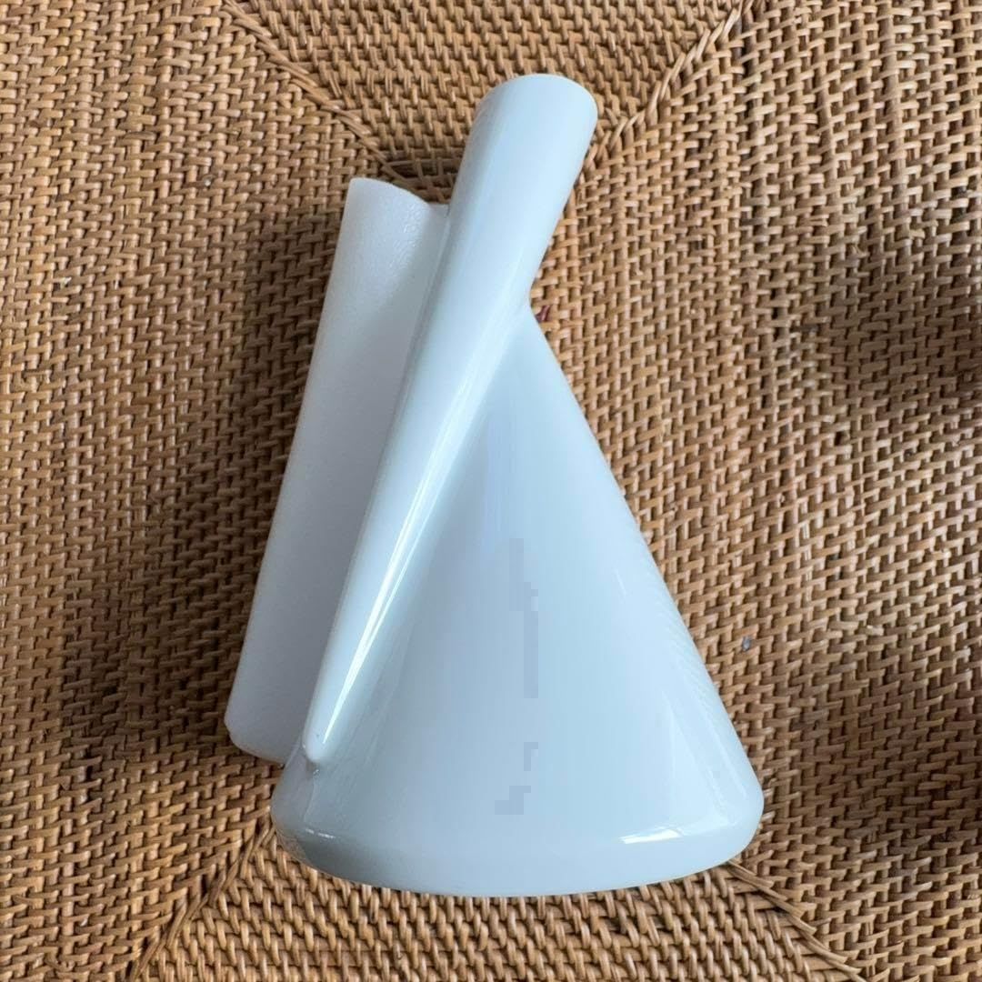 Amazon.co.jp: 稀少ジウジアーロ デザイン 白磁酒器 越後鶴亀 上原酒造