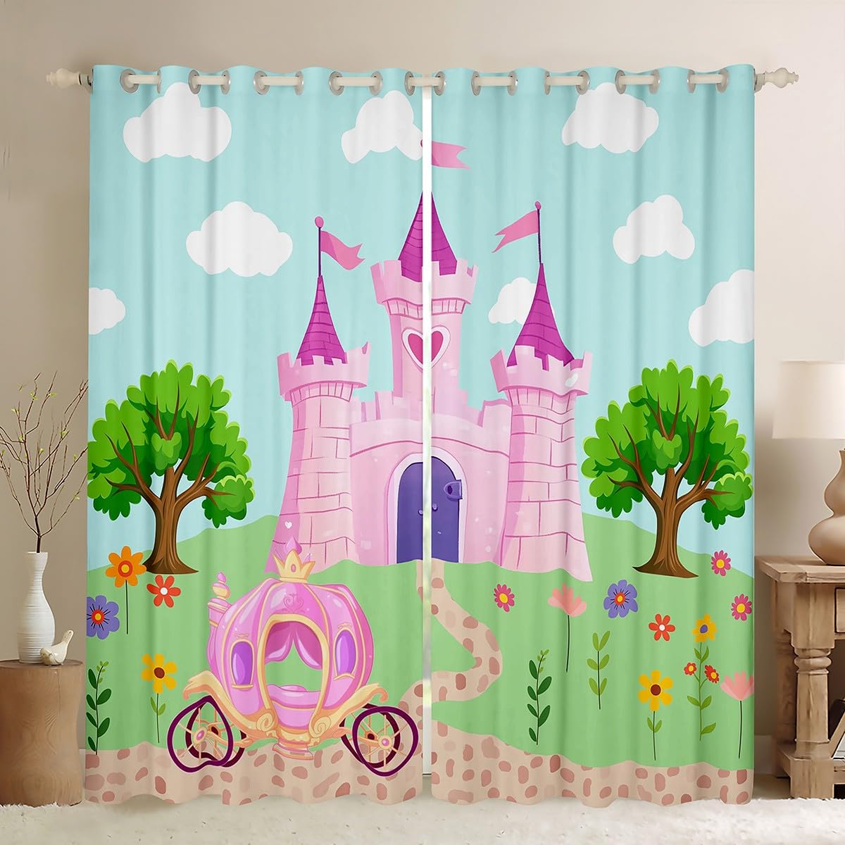 Rideaux de fenêtre de princesse pour illuminer les yeux de vos enfants avec un château rose