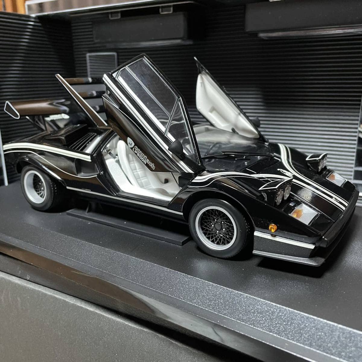 激レア絶版未展示品　京商 1/18 ランボルギーニ カウンタック LP500 R 激レア絶版未展示品 京商 1/18 ランボルギーニ カウンタック