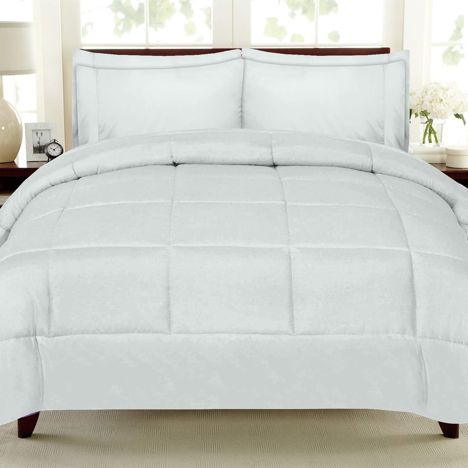 Twin/Twin XL Size All Season Soft Down Alternative Blanket,Winter  Warm,Ultra Soft Fluffy Quilted Duvet Insert with Corner Tabs,Box Stitched  Only Cotton Comforter(1 pc | Ice Blue) : Amazon.ca: Home