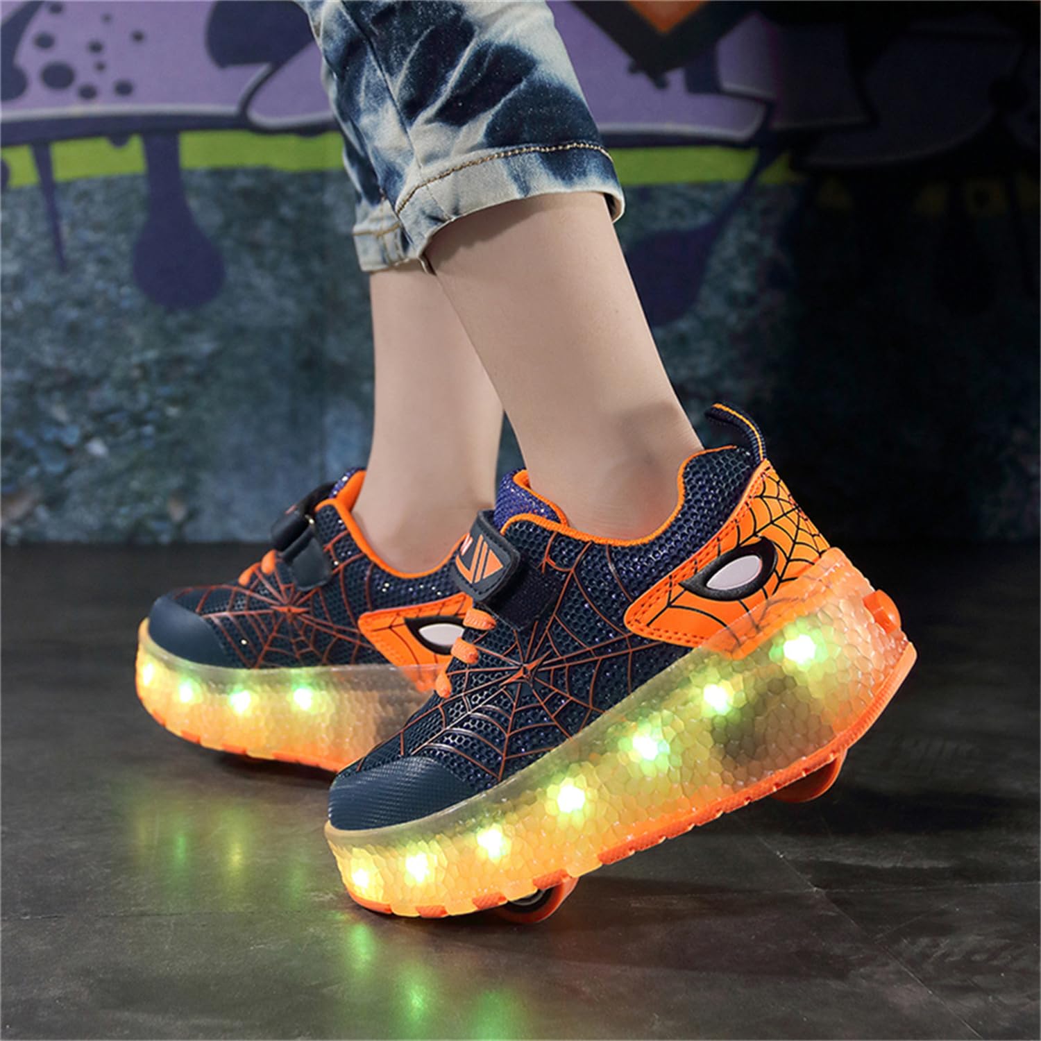 Ragazzi e Ragazze Scarpe da LED Luce con Doppia Ruota USB Ricaricabile Skateboard Outdoor Multisport Ginnastica Running Sneaker