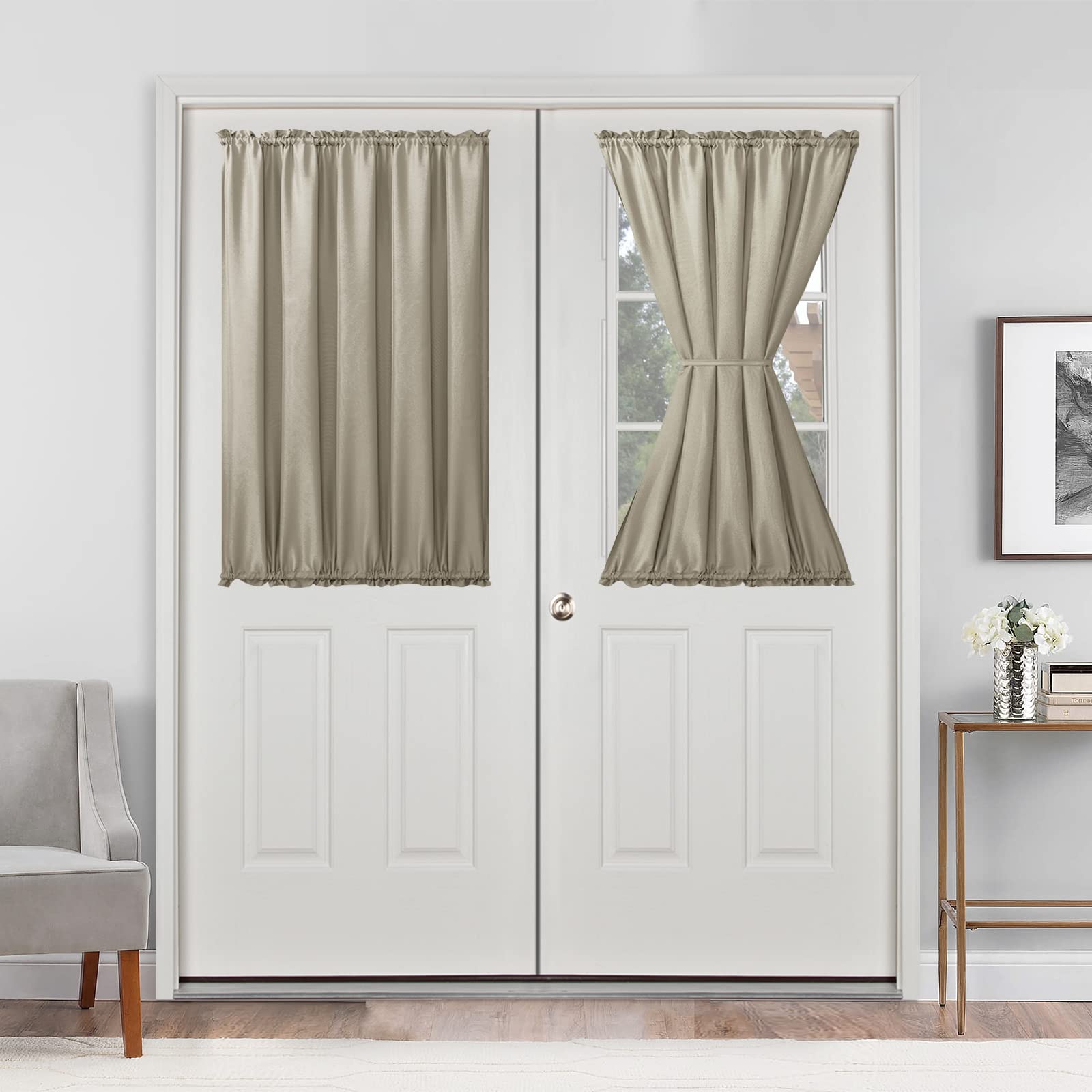 Rideaux de porte française semi-transparent à passe-tringle un panneau taupe