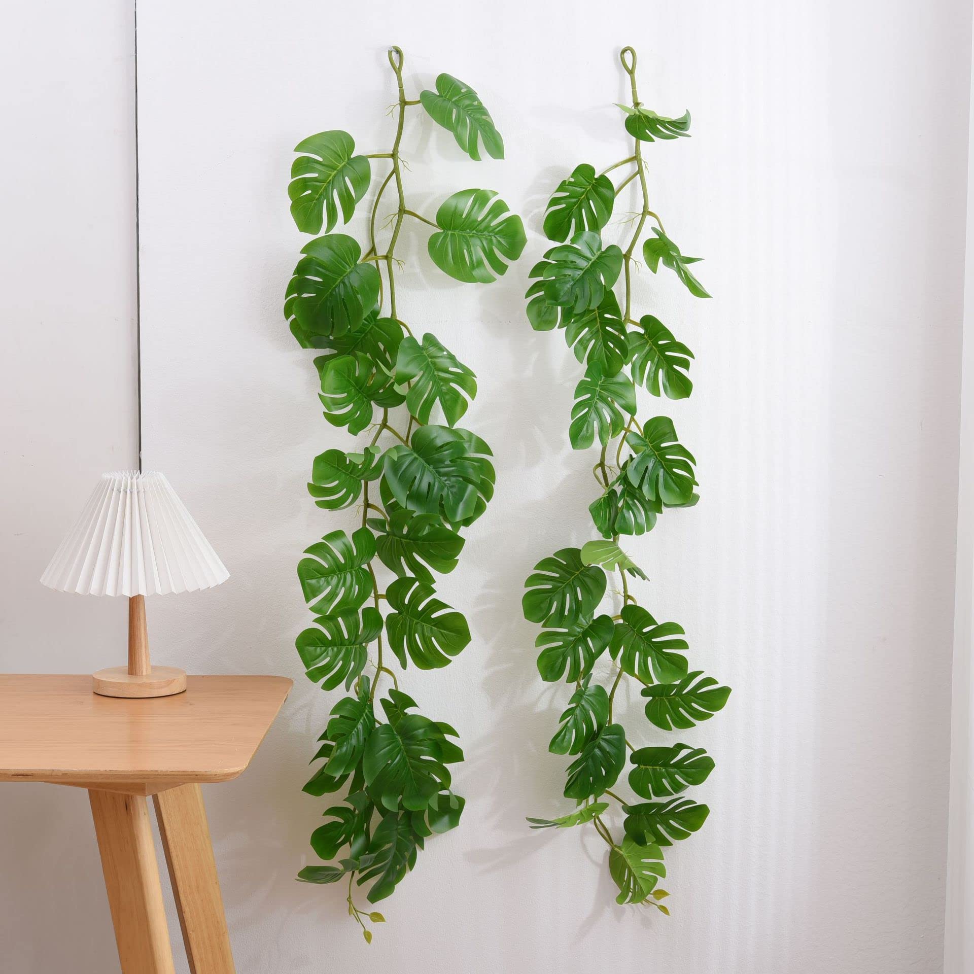 Amazon｜qinhomeモンステラの葉 造花藤 人工籐 人工観葉植物 光触媒