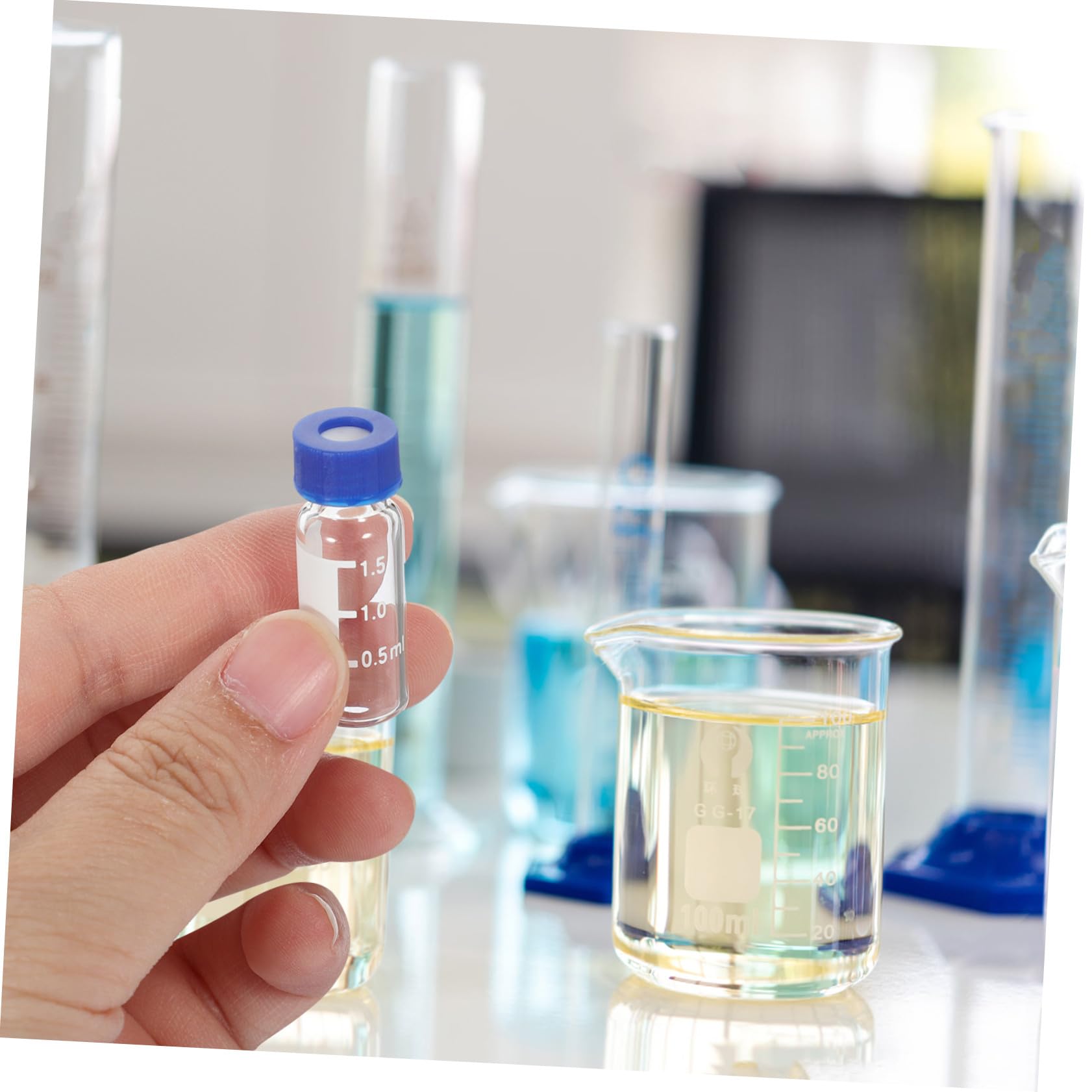 VALICLUD Pequeños Frascos de Vidrio Tapa de 2 Ml 100 Unidades Graduados Tapón de Goma Butílica y Tapa Superior para Almacenamiento de Líquidos y Muestras Laboratorio