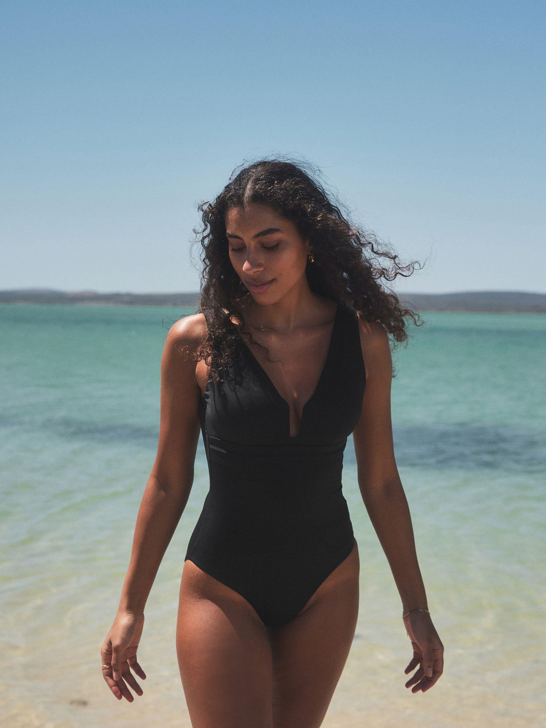 NEXT Femme Maillot de Bain Gainant Remodelant à Encolure Plongeante | Coupe standard, Taille mi-haute