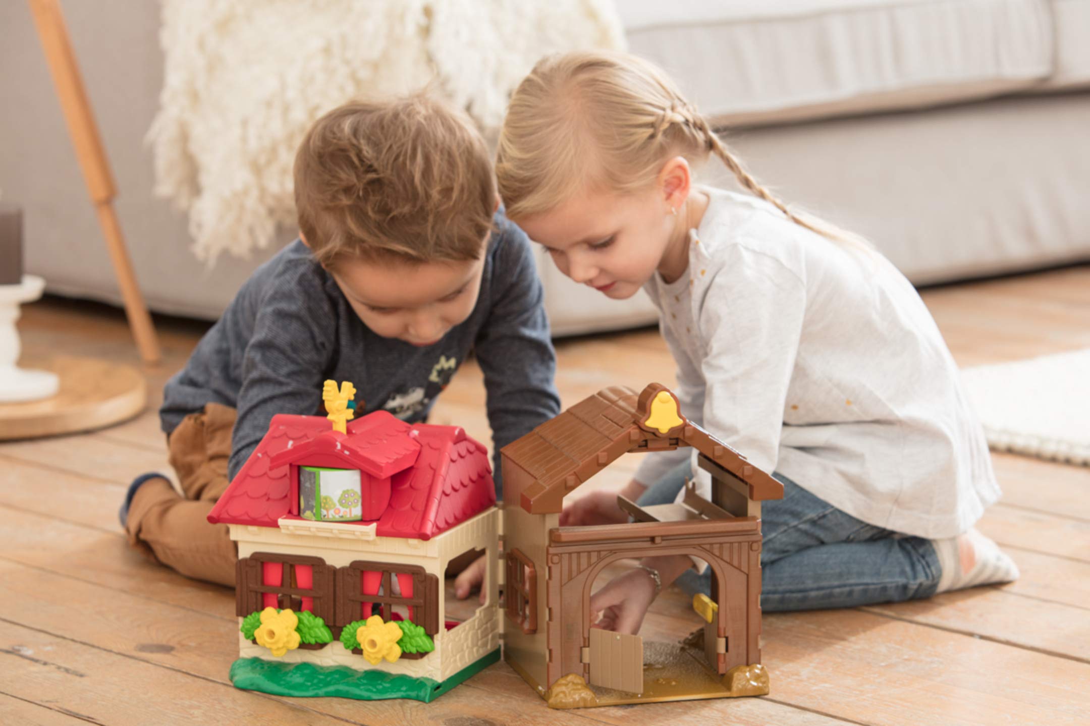 Dickie Toys 203818000 Happy Farm House, przygoda w gospodarstwie rolnym, zestaw dla dzieci od 1 roku życia, traktor, ze zwierzętami, światło i dźwięk