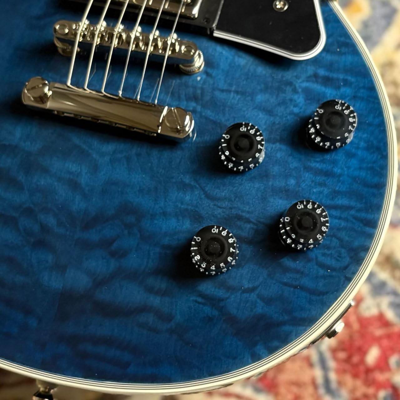 Amazon | Epiphone Les Paul Custom Quilt Viper Blue (バイパーブルー