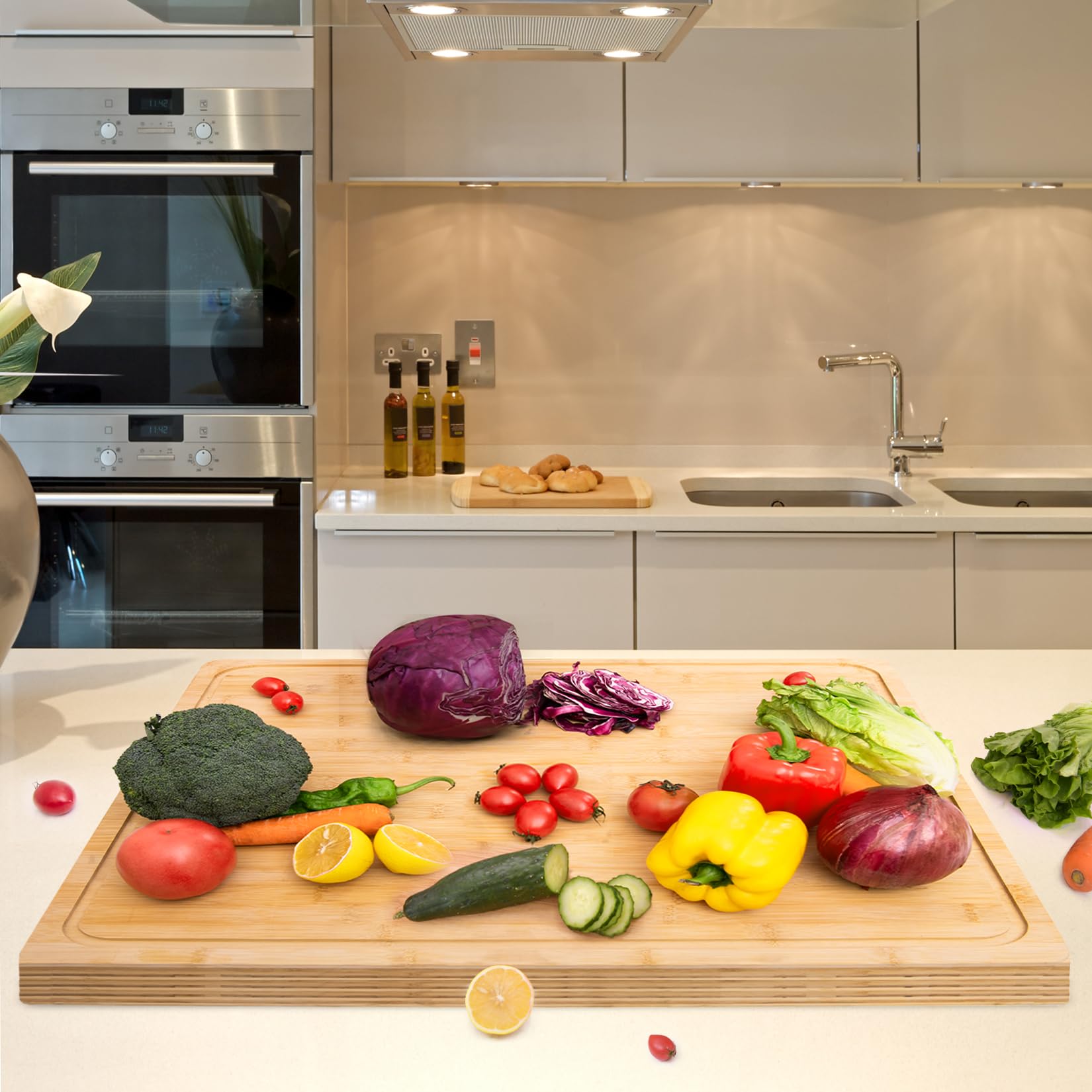 Tagliere in bambù da 64 x 48 cm per cucina, grande tagliere spesso 3,8 cm, tagliere da macellaio, con manico interno, scanalatura per succo, per tacchino, carne, verdure, formaggio e frutta