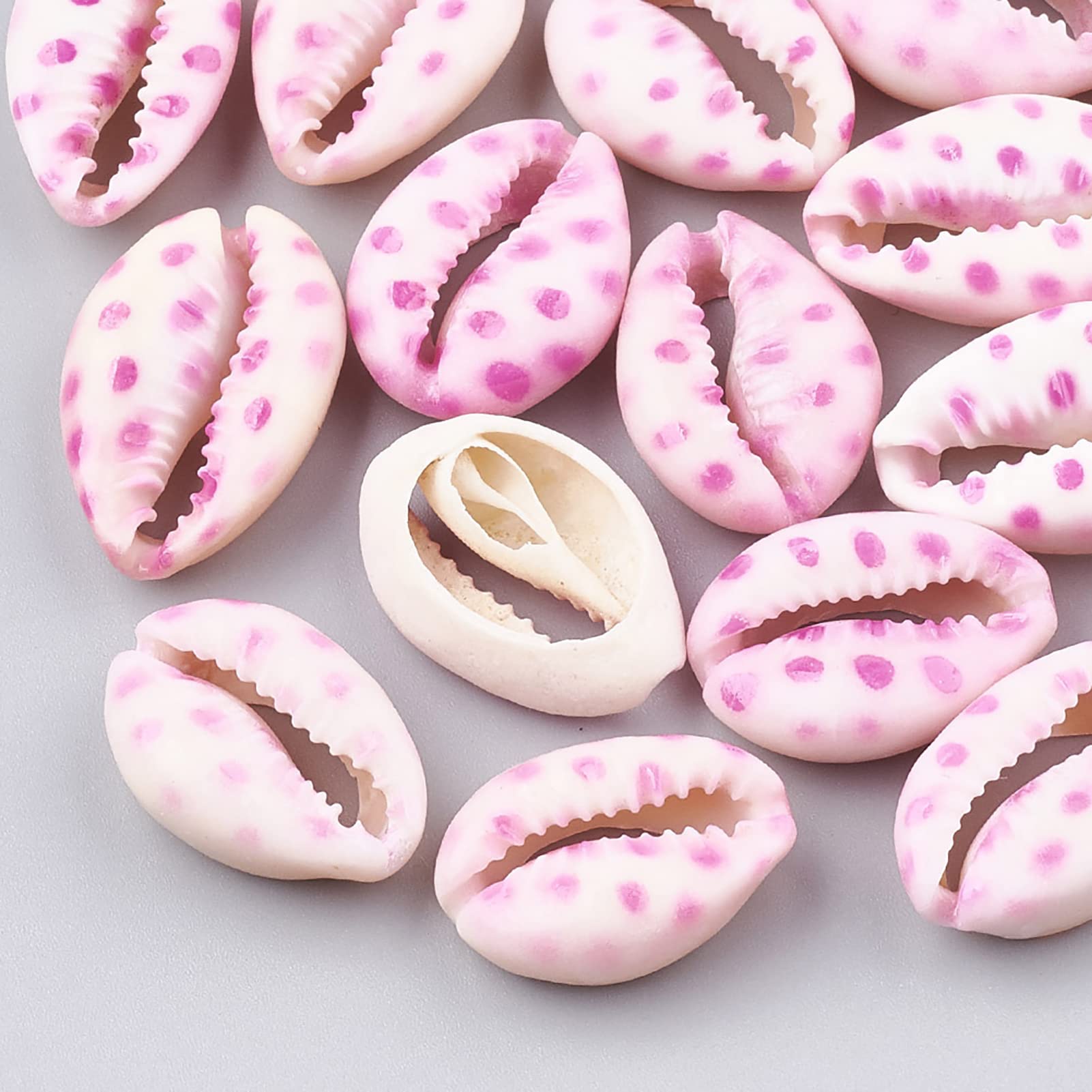 20pcs Pink Cowrie Shell Beads Undrilled Printed Polka Dots Spiral Seashell Loose Spacer Beads Summer Beach Shell Charms 20~26mm for Vase Filler Fish Tanks Home Party Decoration DIY Jewelry Making