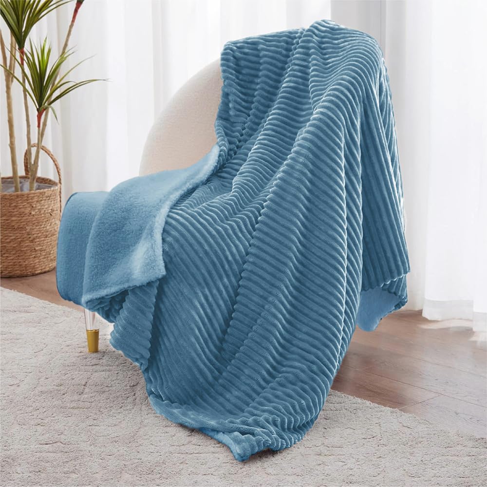 BSB HOME Pencil Pattern Flannel Fleece Sherpa Blanket – 220 x 230 cm, Soft, Plush, Fluffy Season/AC and Mild Winter Reversible Blanket - Double Bed (Colour- Aqua, Weight - 2.2 kg)