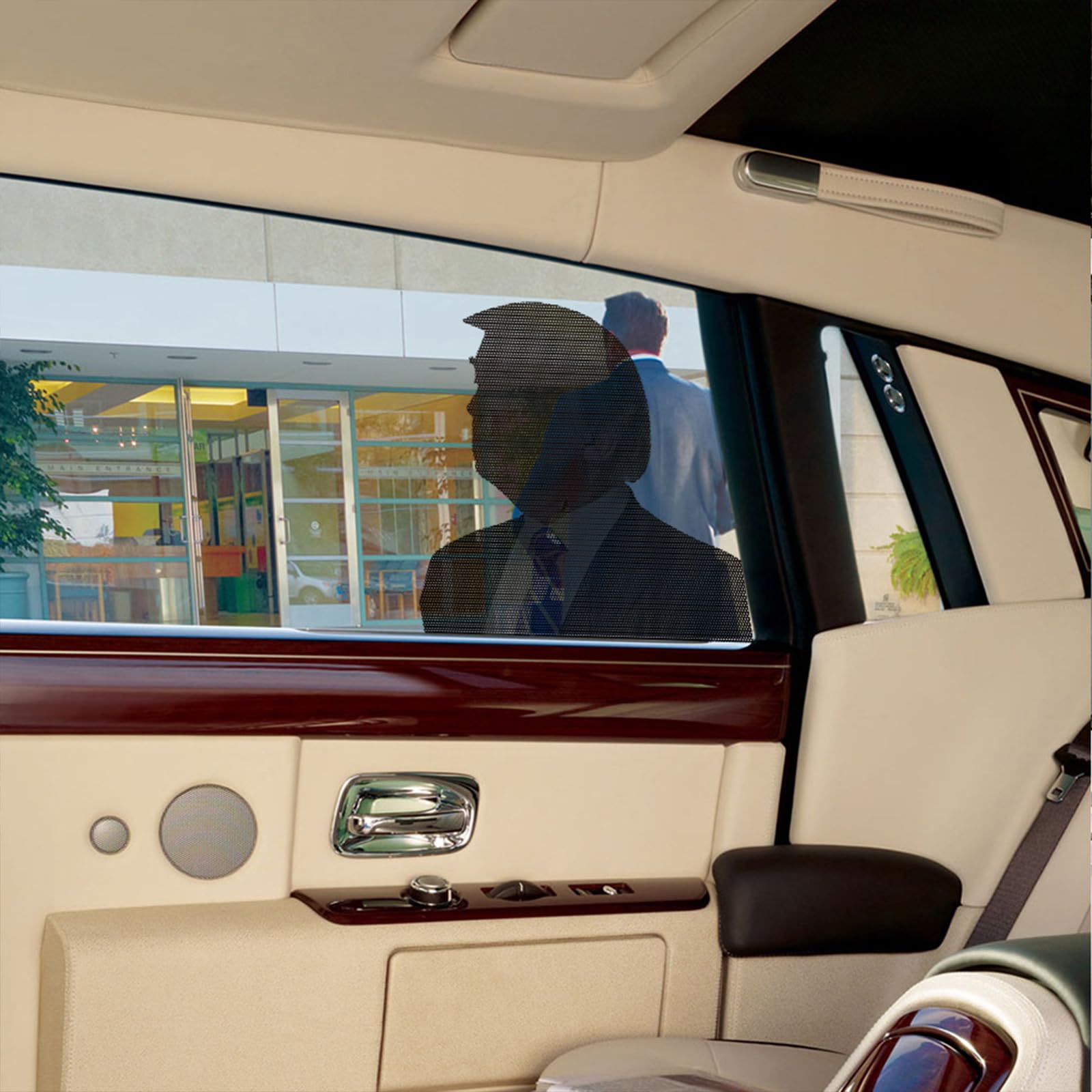 Presidente Donald Trump Con La Bandiera Degli Stati Uni, Campo Di Battaglia Image87507284