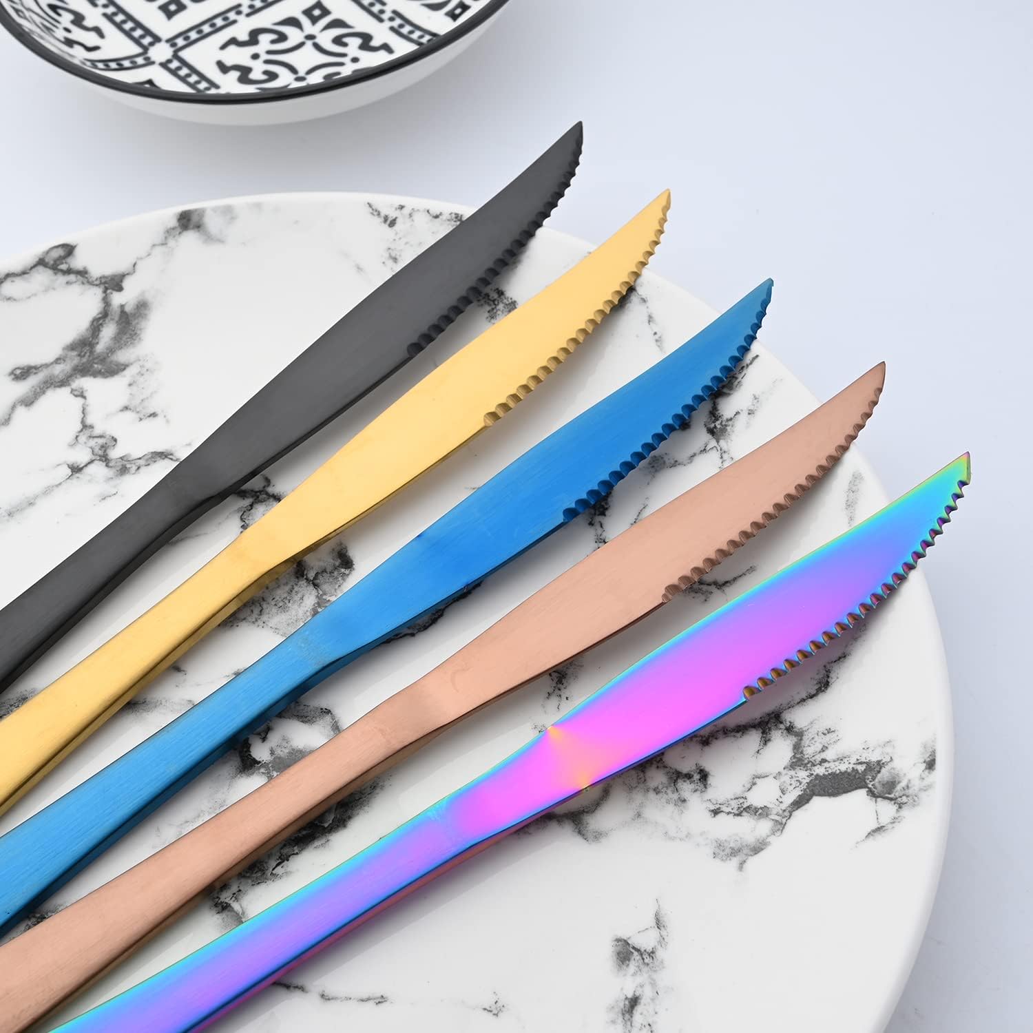 Gugrida 6pcs Steak knives Serrated Edge Sharp Light Premium Dishwasher Safe Stainless Steel knife Set Silverware Black Flatware Set 8.86 Inch
