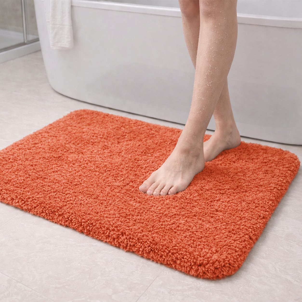 PUFFMAT Microfibre Bath Mat 80 x 50 cm Tangerine, Absorbent Bathroom Rug with Soft Plush Pile and TPR Backing, Machine Washable Bathroom Mat for Shower, Bathtub, Toilet and Guest Bathroom