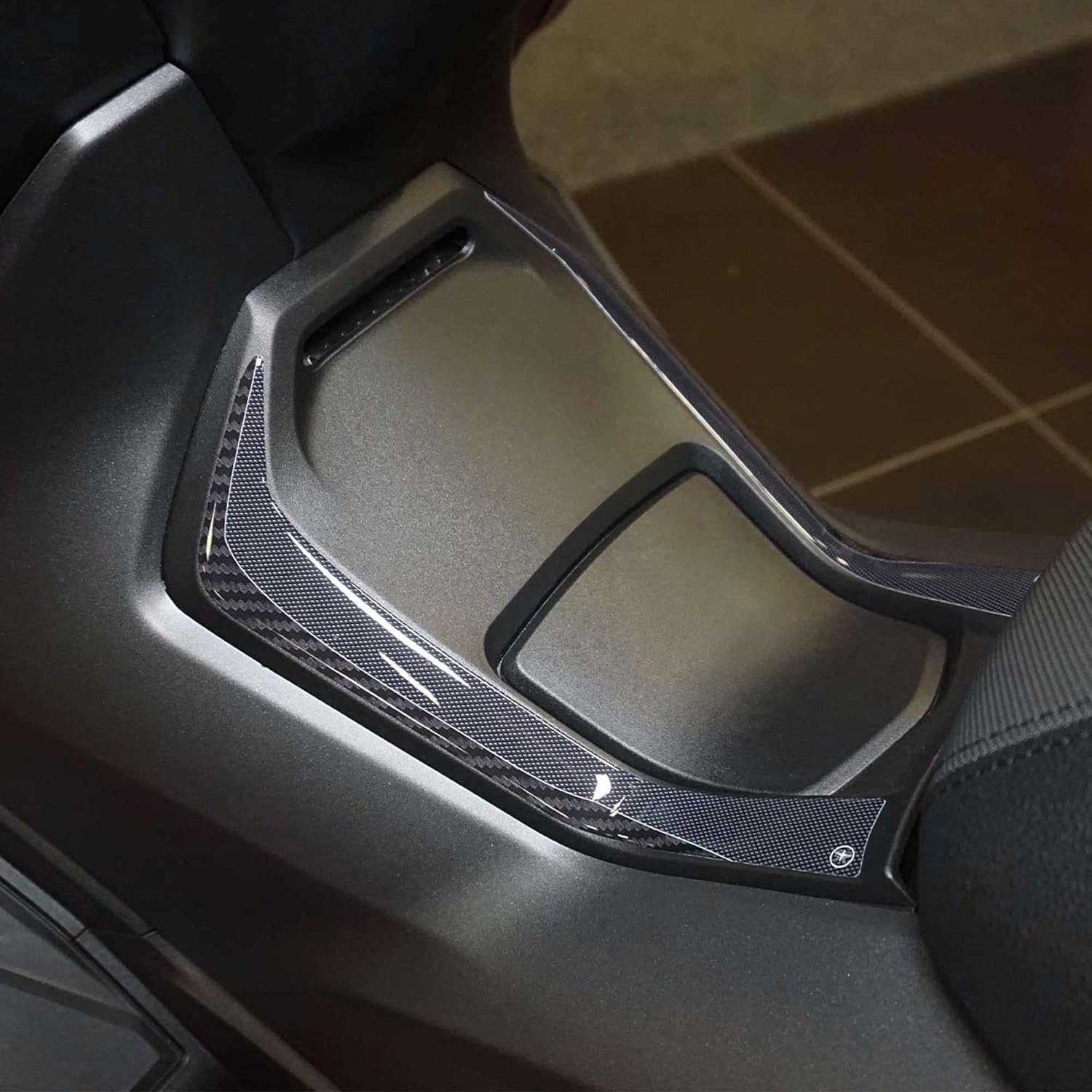 labelbike - Pegatina 3D en los Laterales del Estribo Delantero Compatible con Honda Forza 125 2022