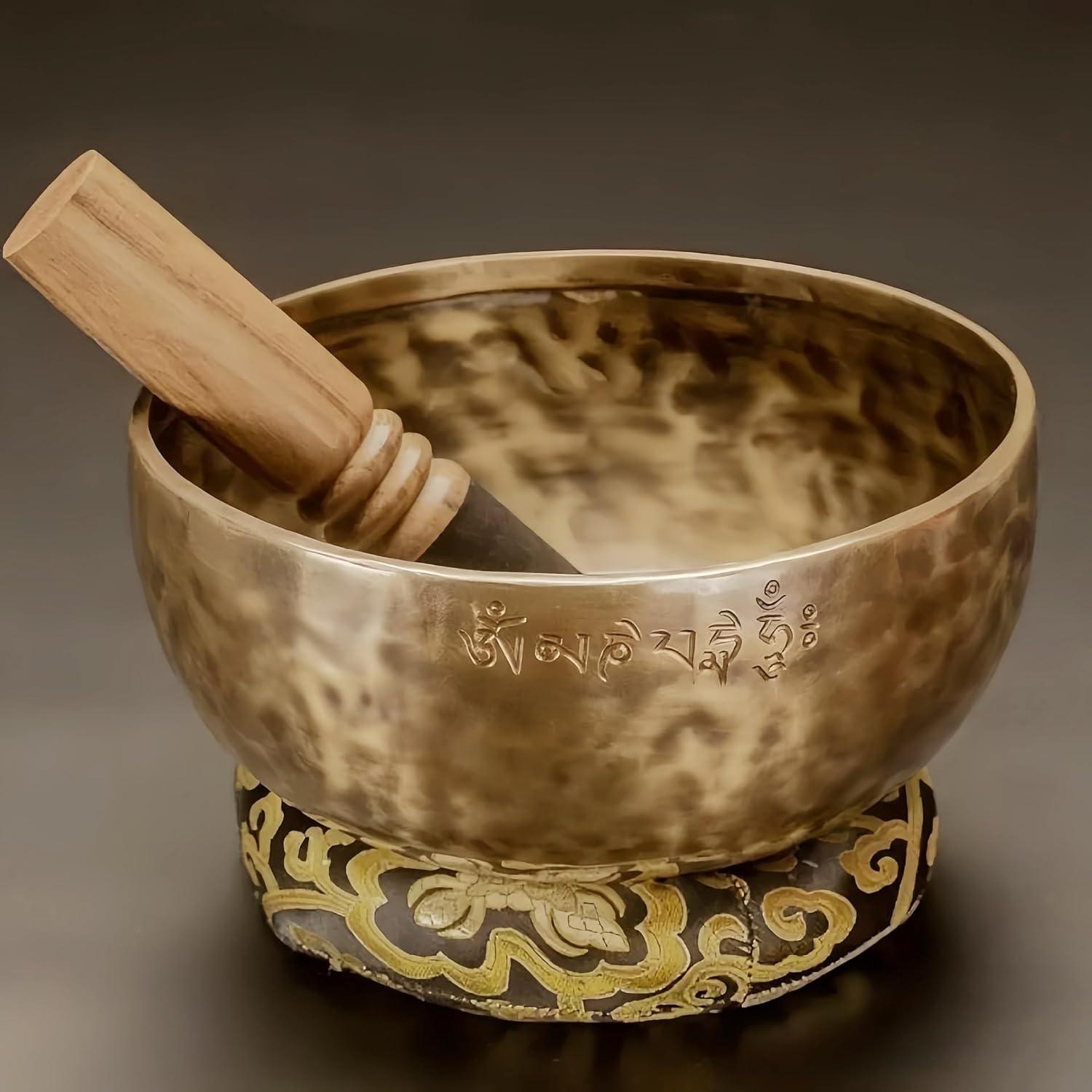 Fay Bless Handmade Tibetan Singing Bowl Set - Full Moon Nepalese Meditation Sound Bowl for Yoga, Chakra Healing, Sound Therapy, Stress Relief, Mindfulness and Home Decor (18CM)