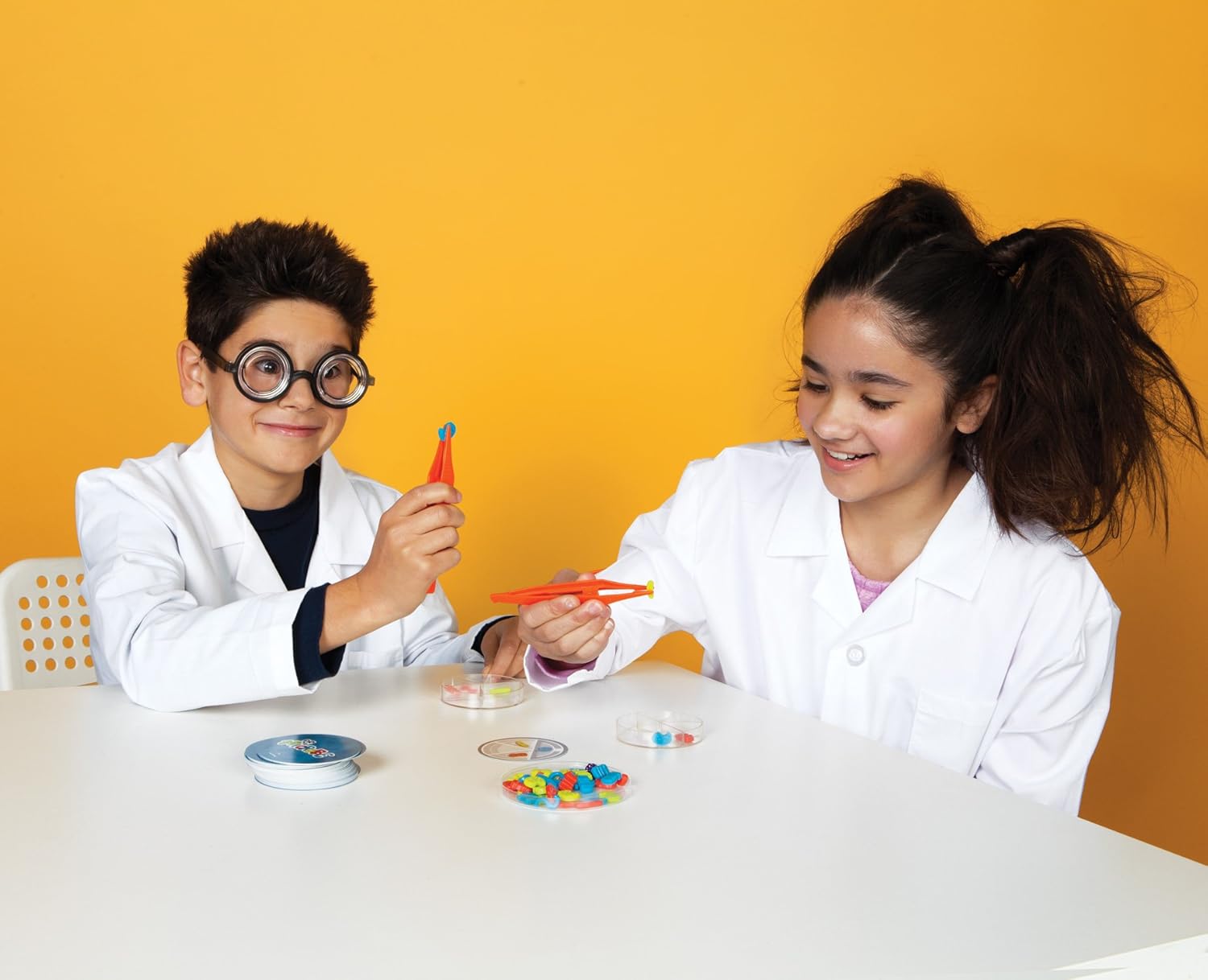 Blue Orange Games Dr. Microbe Science Speed Logic Board Game