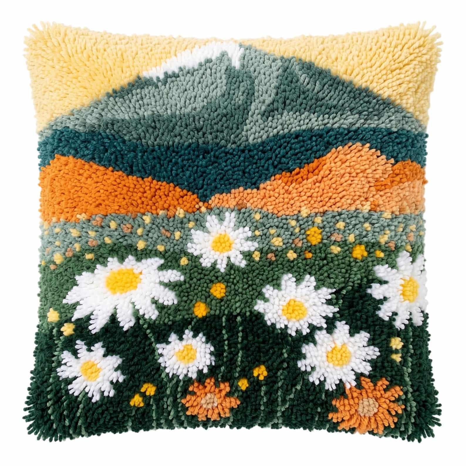 AxiangziK Latch Hook Cushion Kit,Daisy DIY Embroidery Pillow Cover 43X43Cm