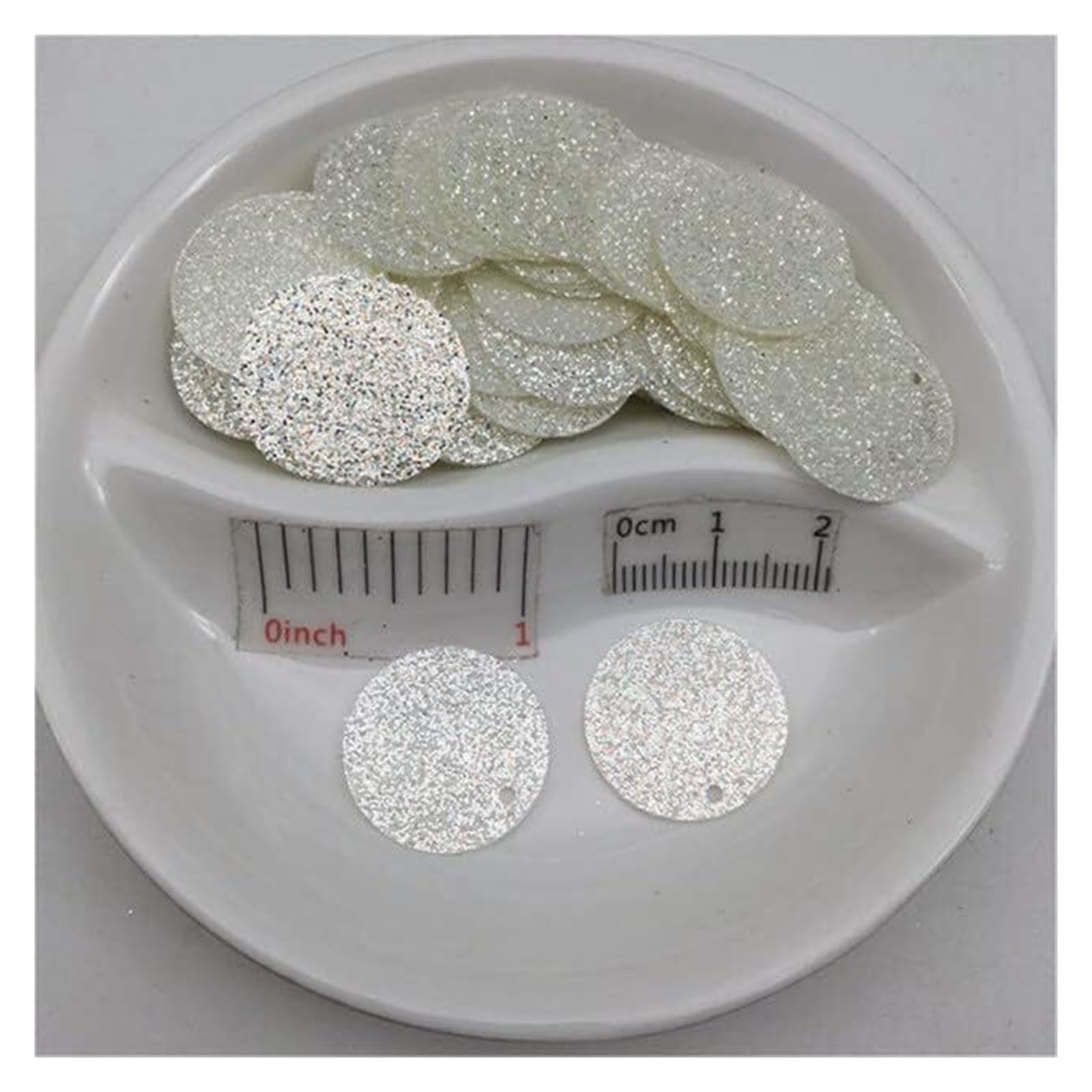Paillettes à coudre blanches de 20 mm pour customisation textile et loisirs créatifs