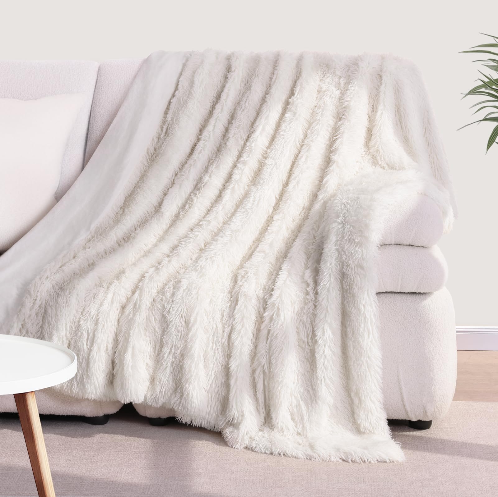 KANKAEU Coperta 130x160 cm, Coperta Pelliccia Morbida e Soffice, Plaid Decorative per Divano e Letti, Coperta Pile Calda e Accogliente, Plaid Matrimoniale, Copriletti,Vero Bianco
