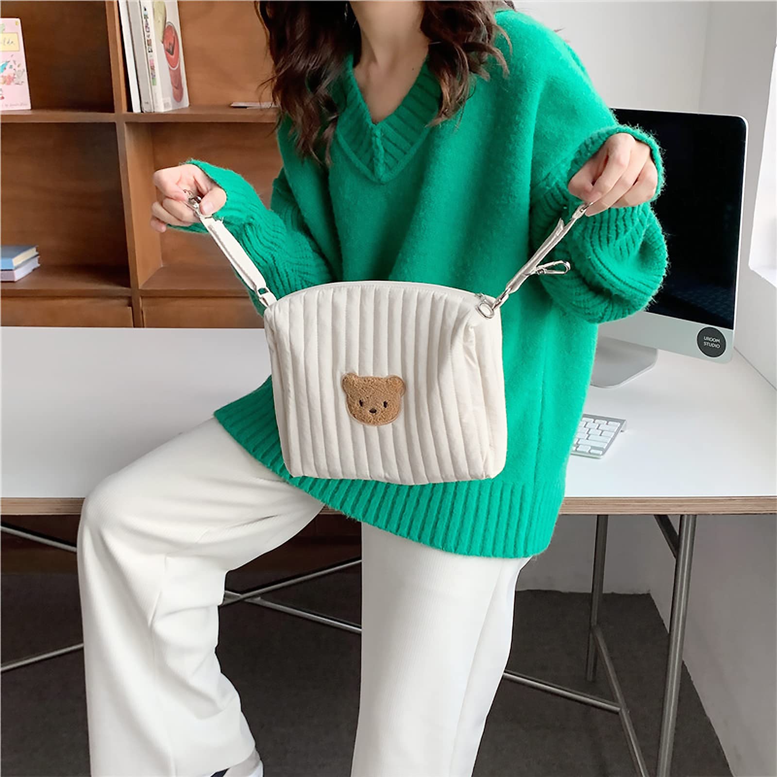 SONARIN Lightweight Pram Buggy Bag Organiser,Multifunctional Stylish Embroidery Baby Stroller Bag Organizer Pushchair Storage Bag Mommy Bag,Universal Fit All Buggy(Bear, 2 Straps)