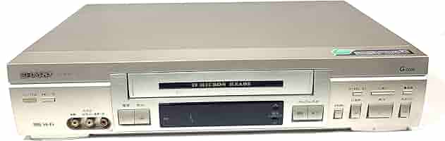 完動品 美品 シャープ VHSビデオデッキ VC-HF930 Amazon | シャープ VHSビデオデッキ VC-HF90 リモコン付き | VHS