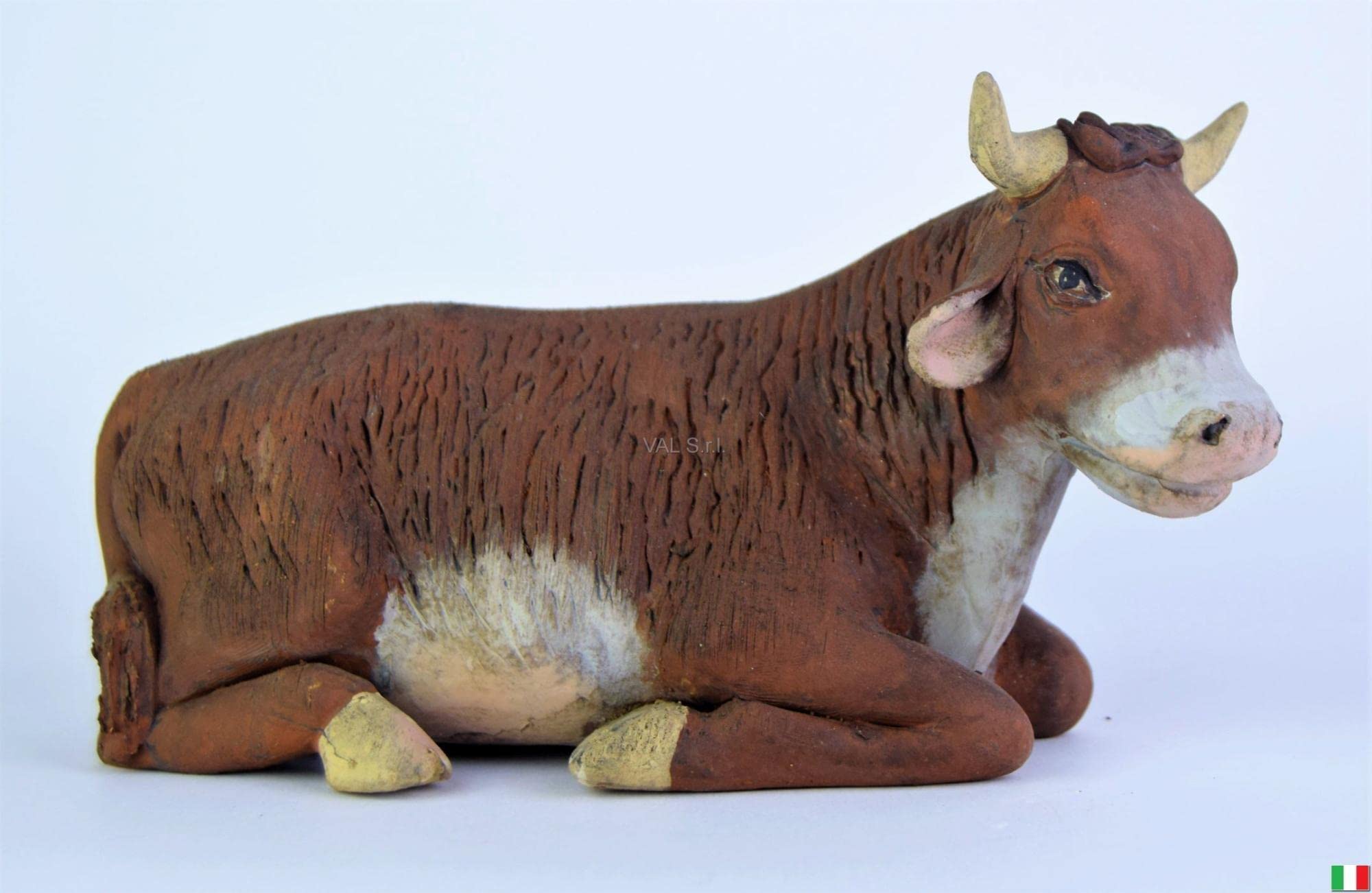 Boeuf en terre cuite habillé 20 cm