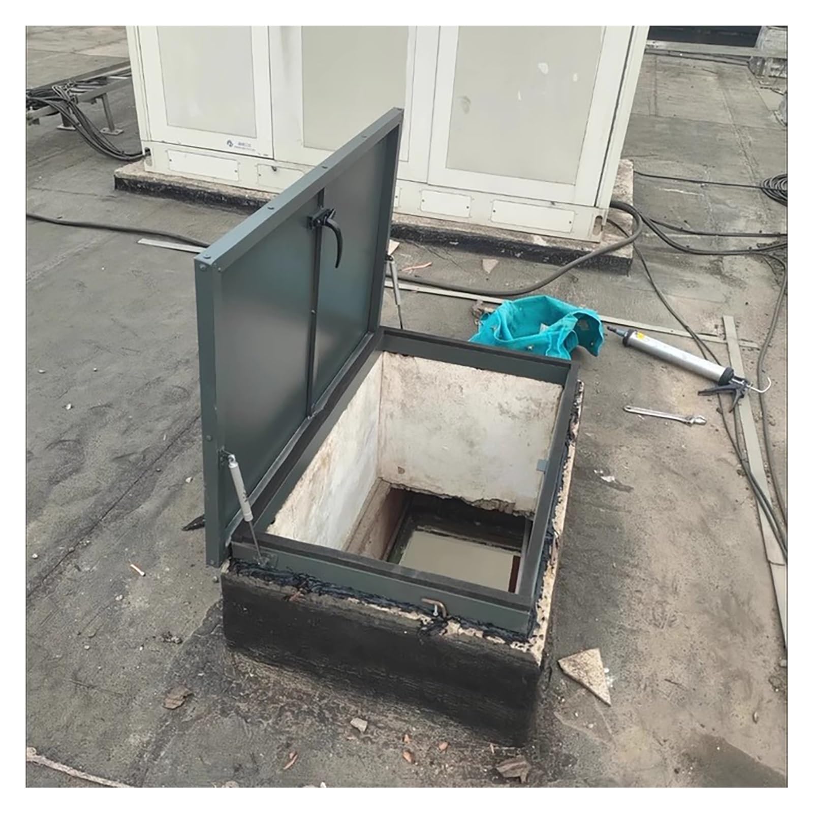 Llpsmeng-Eu One Color Commercial Roof Access Hatch, Steel Ceiling Entry Hatch With Handle & Gas Shock Strut, Rain Cover Access Port Shield Panel(36X24in)