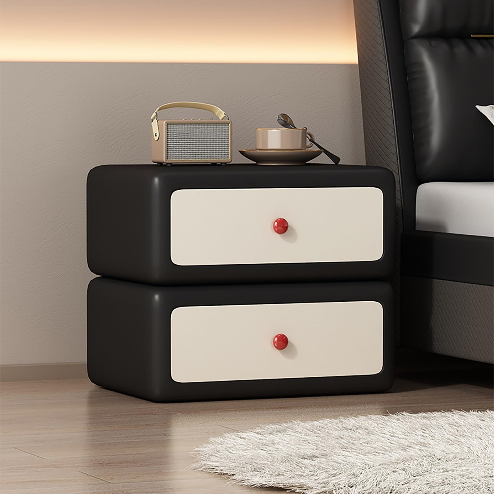 Petite table de chevet compacte en bois pour optimiser les petits espaces nuit