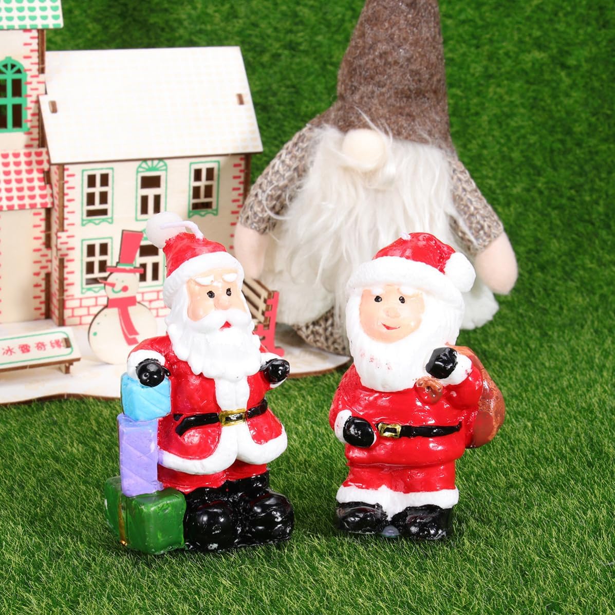 2pcs Christmas Santa Claus Candle Creative Paraffin Ornament for Party