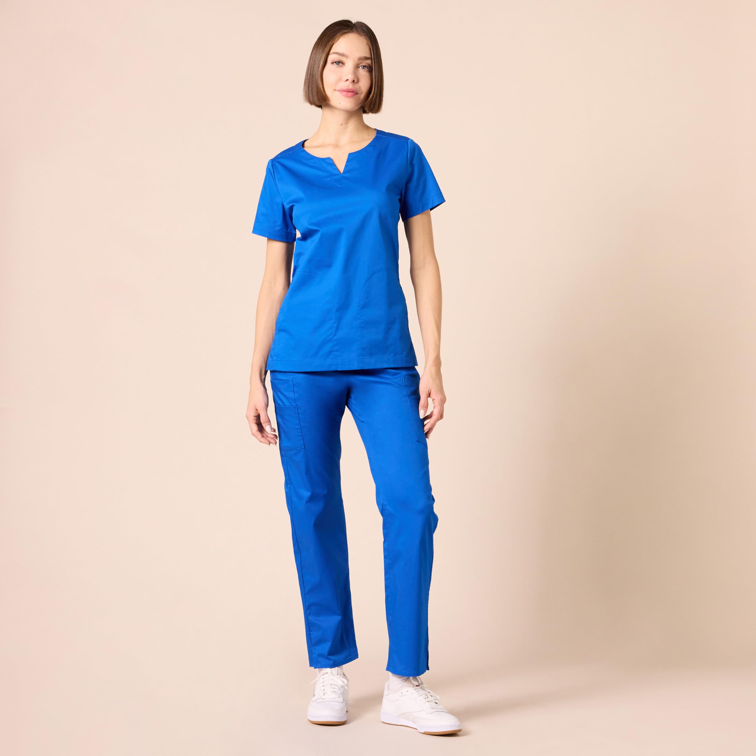 Amazon Essentials Women's Quick-Dry Stretch Scrub Pants (Available in Plus Size)