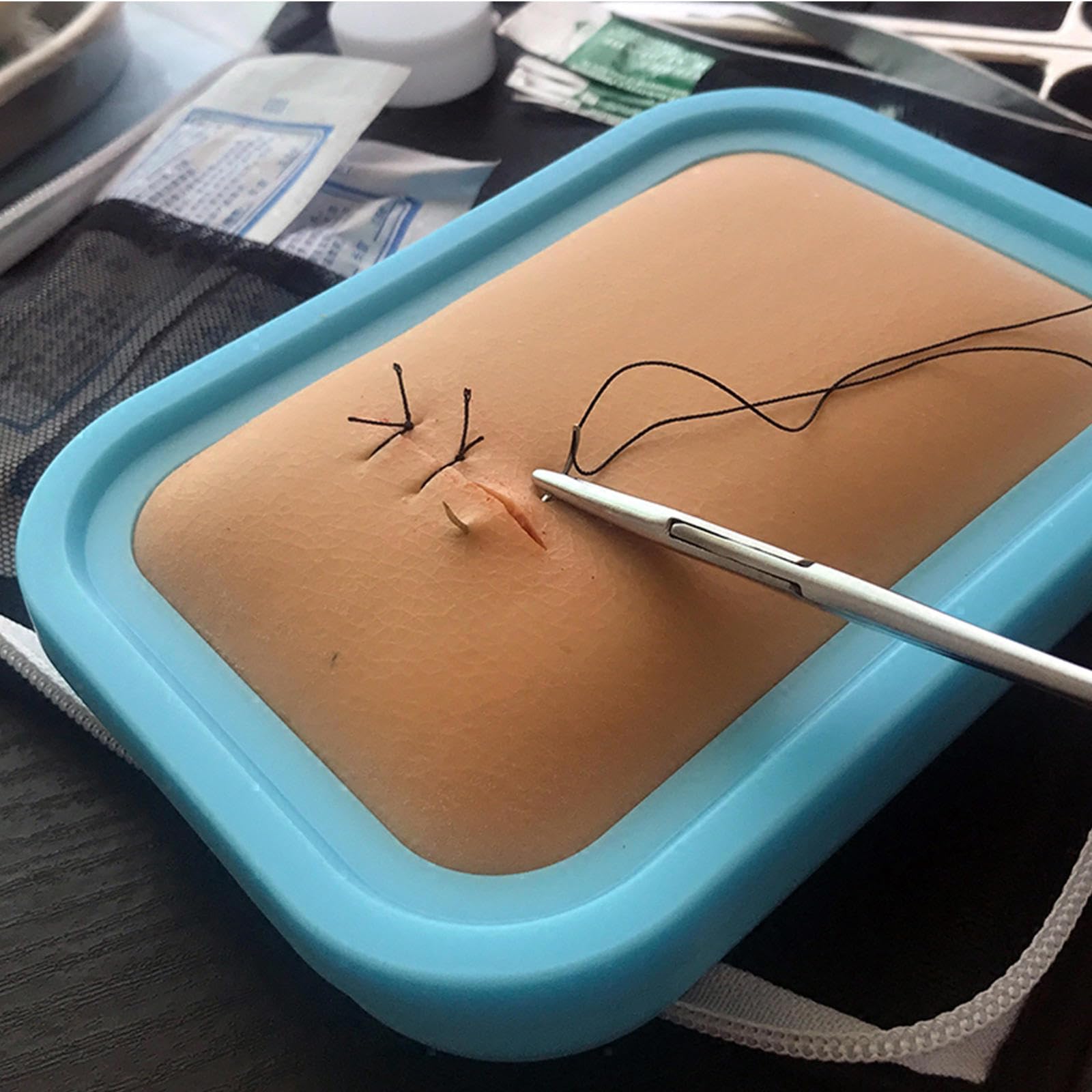Kit per La Pratica della Sutura per Studenti di Medicina, Strumenti per La Sutura del Cuscinetto in Silicone, Perfetti per La Pratica e La Dimostrazione Educativa