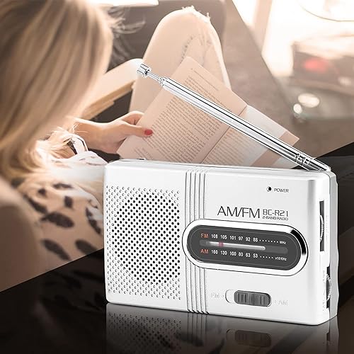 Miniatura 6 de Mini radio estéreo portátil - AM/FM, funciona con batería, antena telescópica, altavoz grande, conector para auriculares