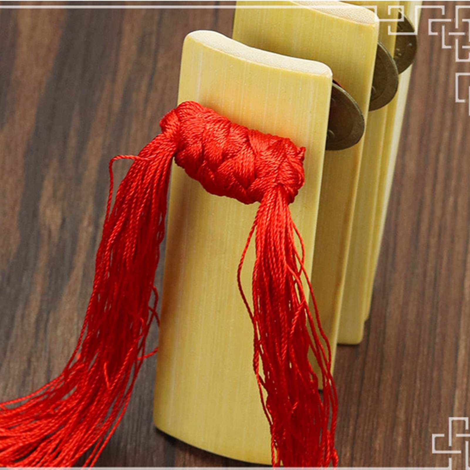 Klöppel, Schlaginstrument, Allegro, ein traditionelles chinesisches Musikinstrument, ist ein besonderes Werkzeug for Übersprechen und Geschichtenerzählen. Spielen, ein Nischeninstrument. Rasseln