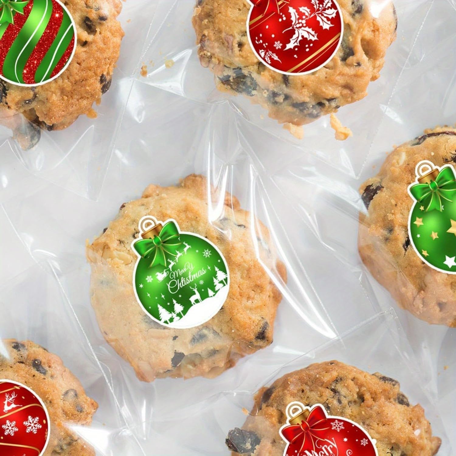 500pcs Christmas Ornament Sticker Xmas Ball Paper Decals 10 Designs Winter Self-Adhesive Decoration Stickers for Envelopes Seal Scrapbook Gift DIY Supplies, 1.2in