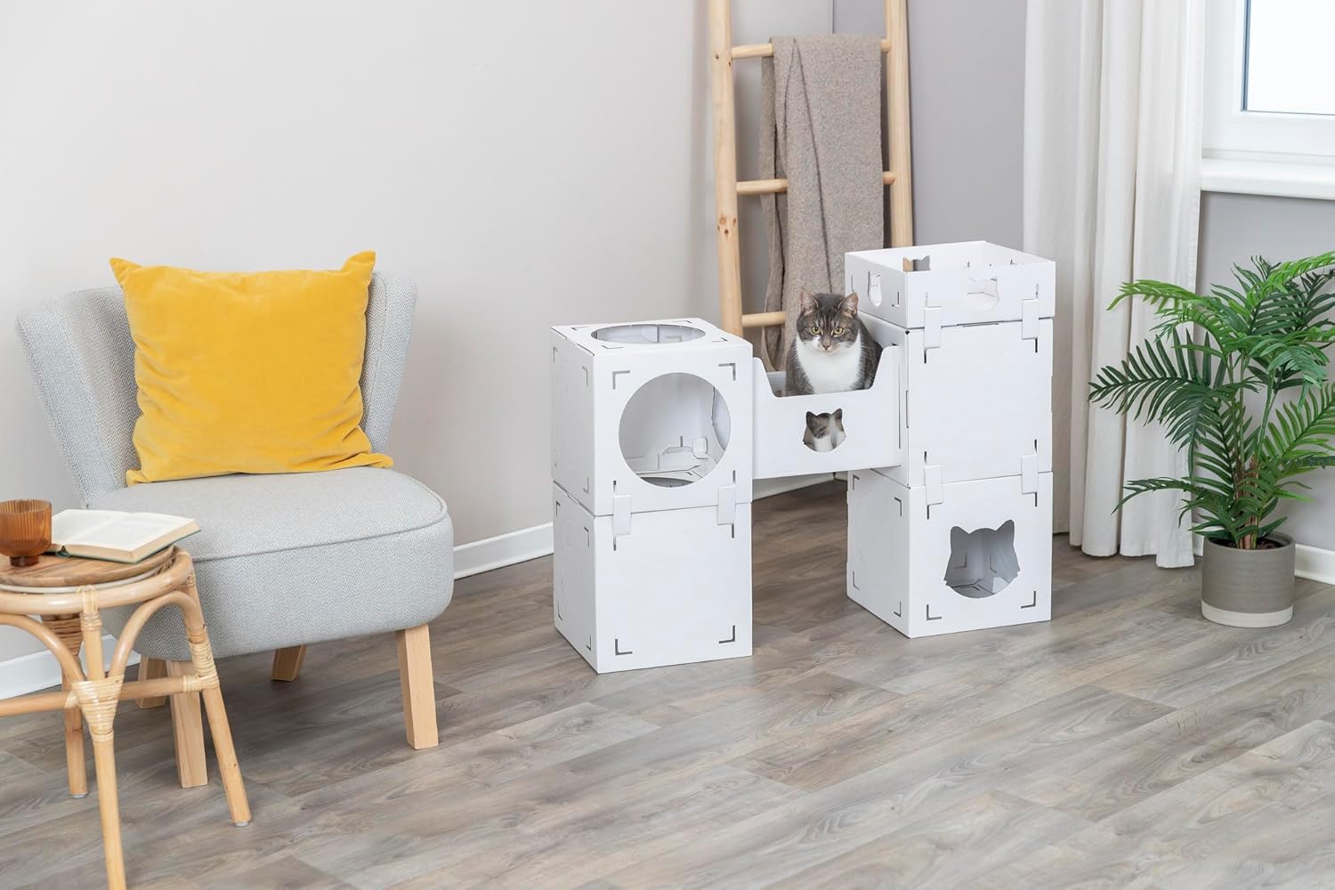 Trixie Casa Cara Modular Cardboard Cat Condo, Corrugated Indoor Cat Condo & Play Tower, Individually Combinable Modules for Playing and Relaxing, 100% Recycled Material for Cats up to 18 lbs