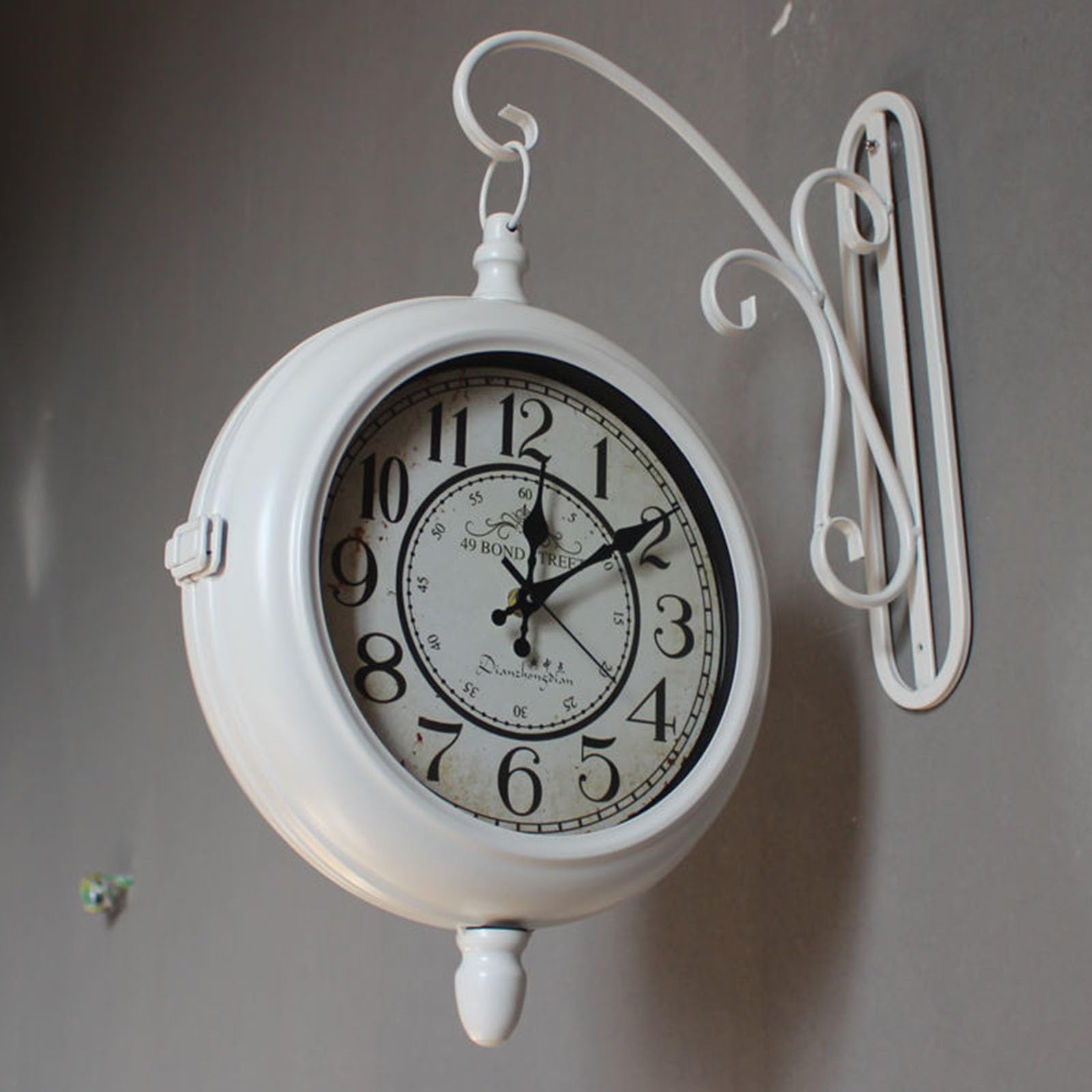 Horloge décorative de jardin étanche pour lire l'heure partout sans rouille