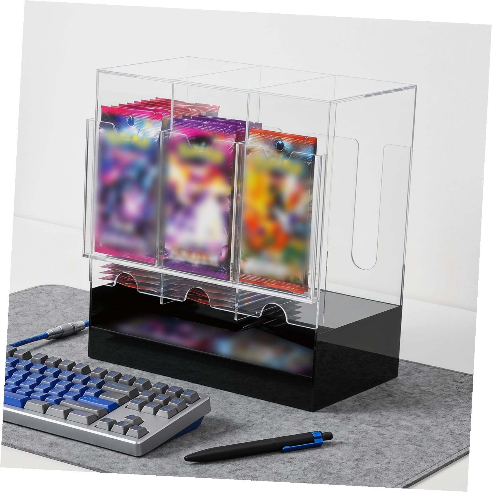 Toyvian Espositore con 3 Scomparti per Carte da Gioco in Acrilico Trasparente per Più di 36 Pacchetti, Superficie Opaca, per Organizzare e Mostrare Carte in Negozi e Scaffali
