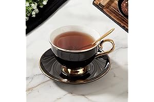 Elegant Black Tea Cups: A British Affair